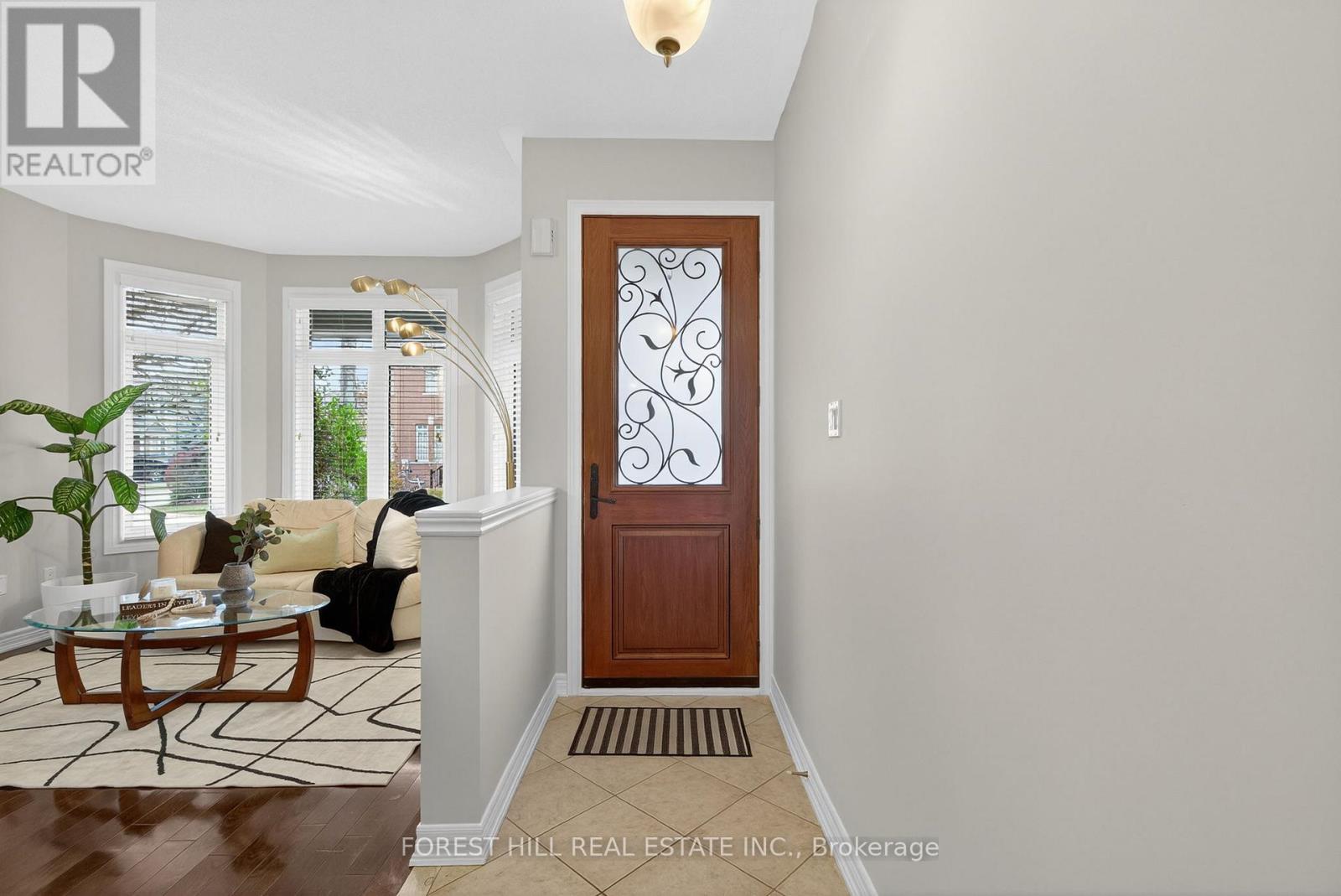 53 Couture Gardens, Vaughan, Ontario  L4J 9H4 - Photo 4 - N12558086