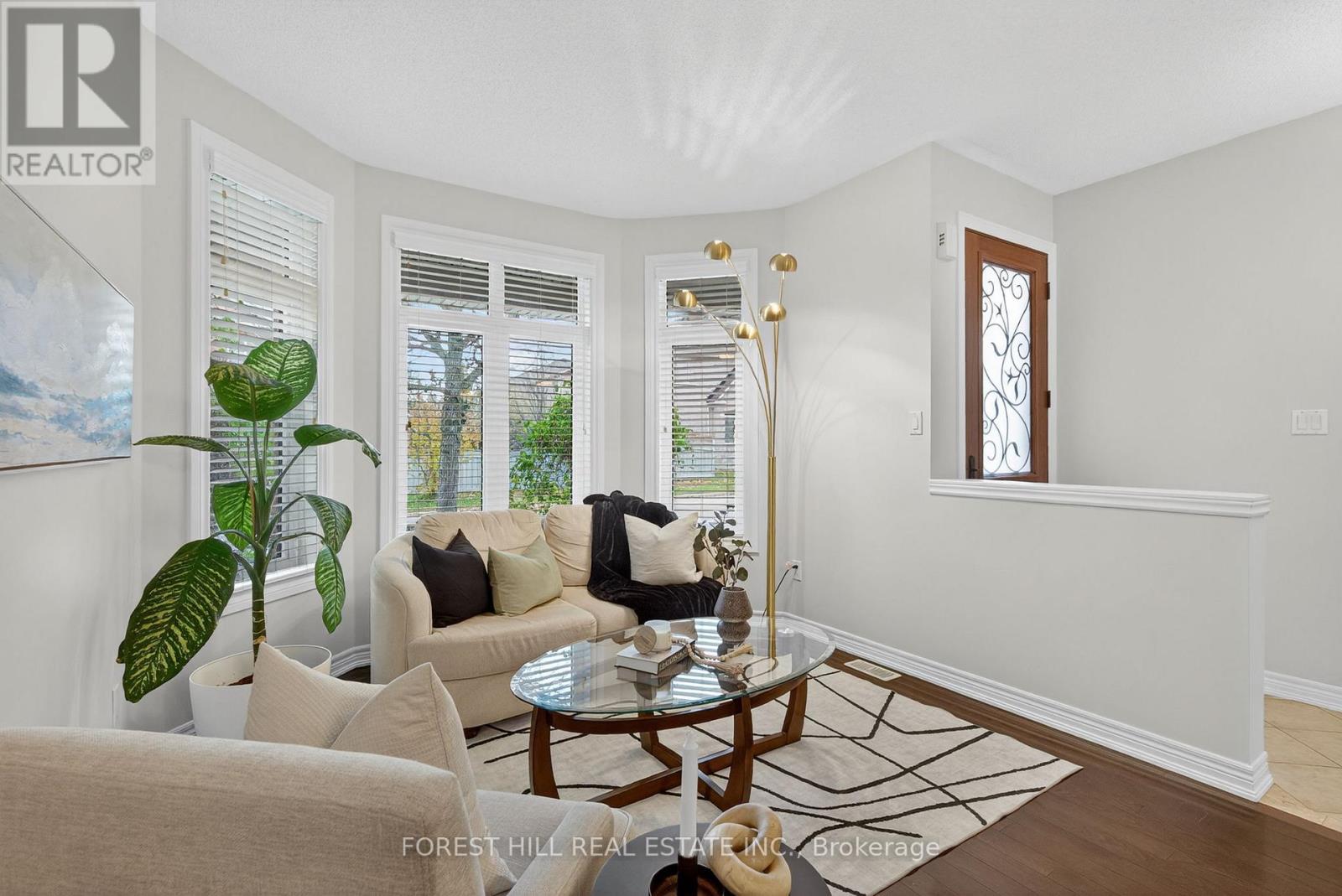 53 Couture Gardens, Vaughan, Ontario  L4J 9H4 - Photo 6 - N12558086