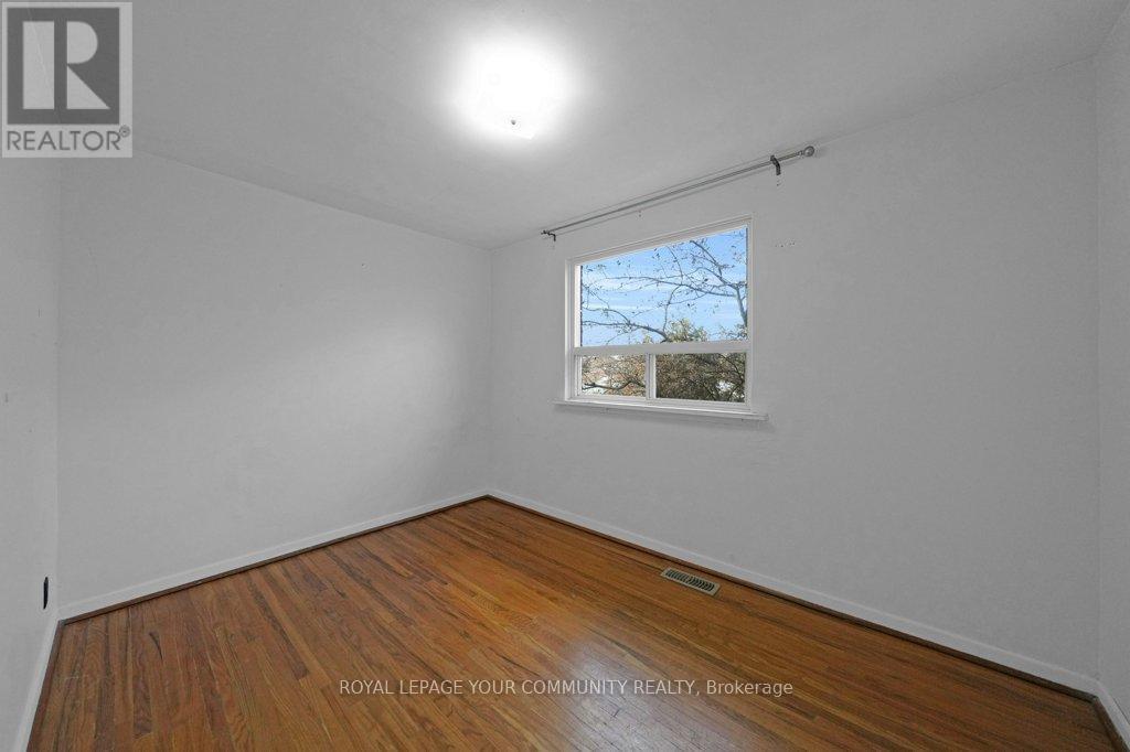 245 Demaine Crescent, Richmond Hill, Ontario  L4C 2W4 - Photo 21 - N12558088