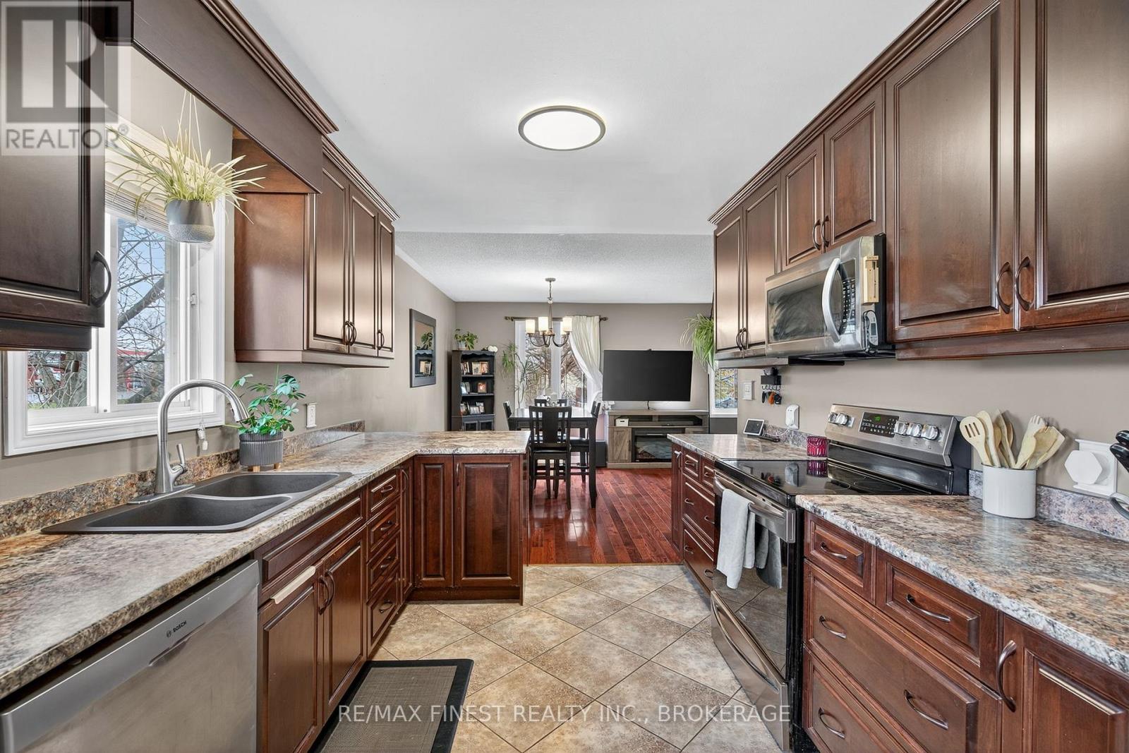 1 Heritage Drive, Loyalist, Ontario  K0H 1G0 - Photo 7 - X12558152