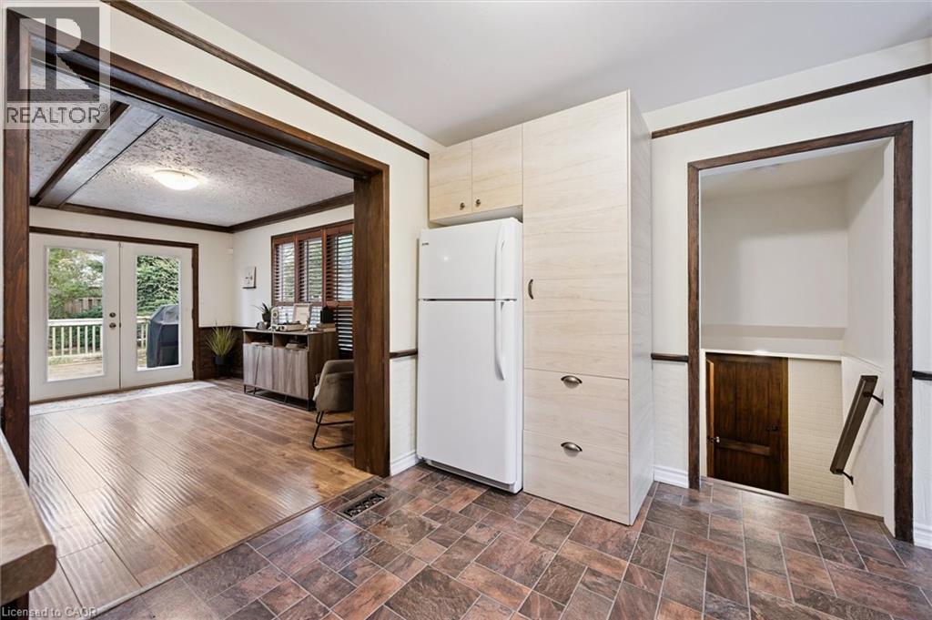 52 Avon Road, Kitchener, Ontario  N2B 1T6 - Photo 15 - 40788846