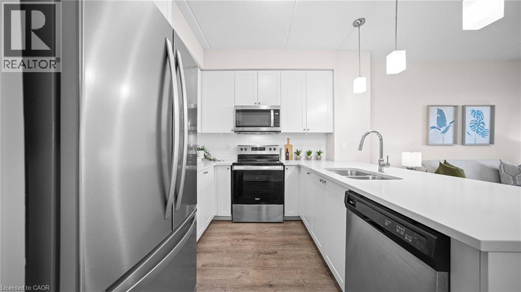 610 Farmstead Drive Unit# 304, Milton, Ontario  L9T 7W2 - Photo 7 - 40789253