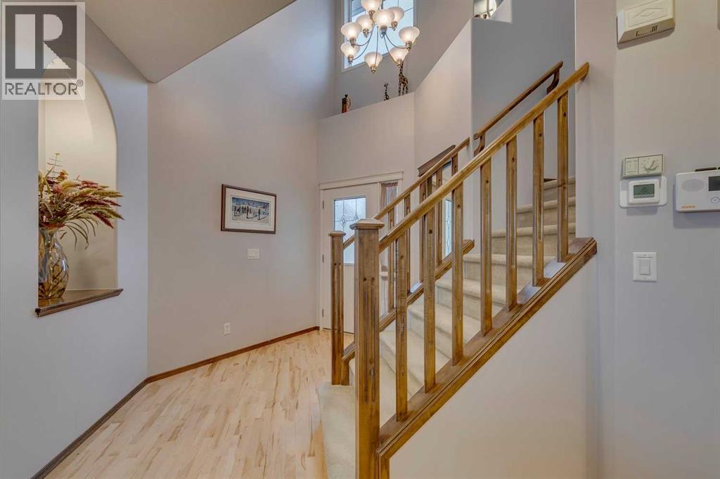 100 Royal Oak Terrace Nw, Calgary, Alberta  T3G 6A8 - Photo 5 - A2271143