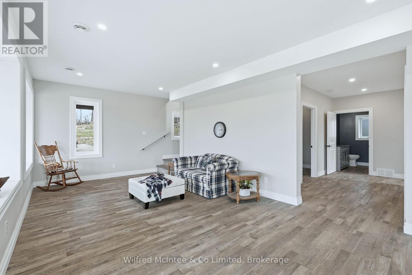 315225 Hwy 6, Chatsworth, Ontario  N0H 2V0 - Photo 11 - X12558140