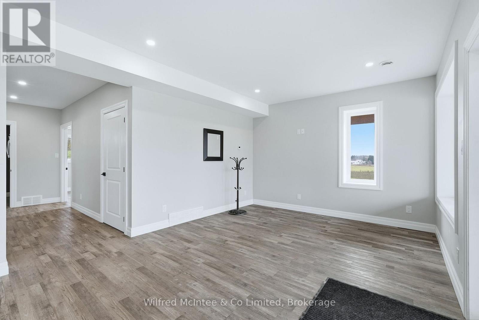 315225 Hwy 6, Chatsworth, Ontario  N0H 2V0 - Photo 12 - X12558140