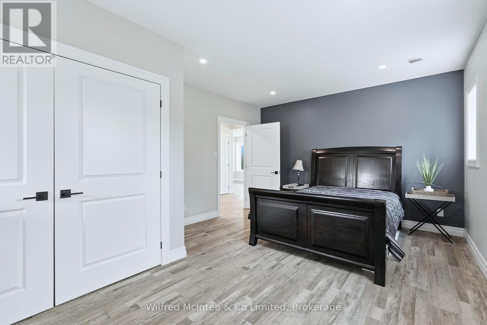 315225 Hwy 6, Chatsworth, Ontario  N0H 2V0 - Photo 13 - X12558140