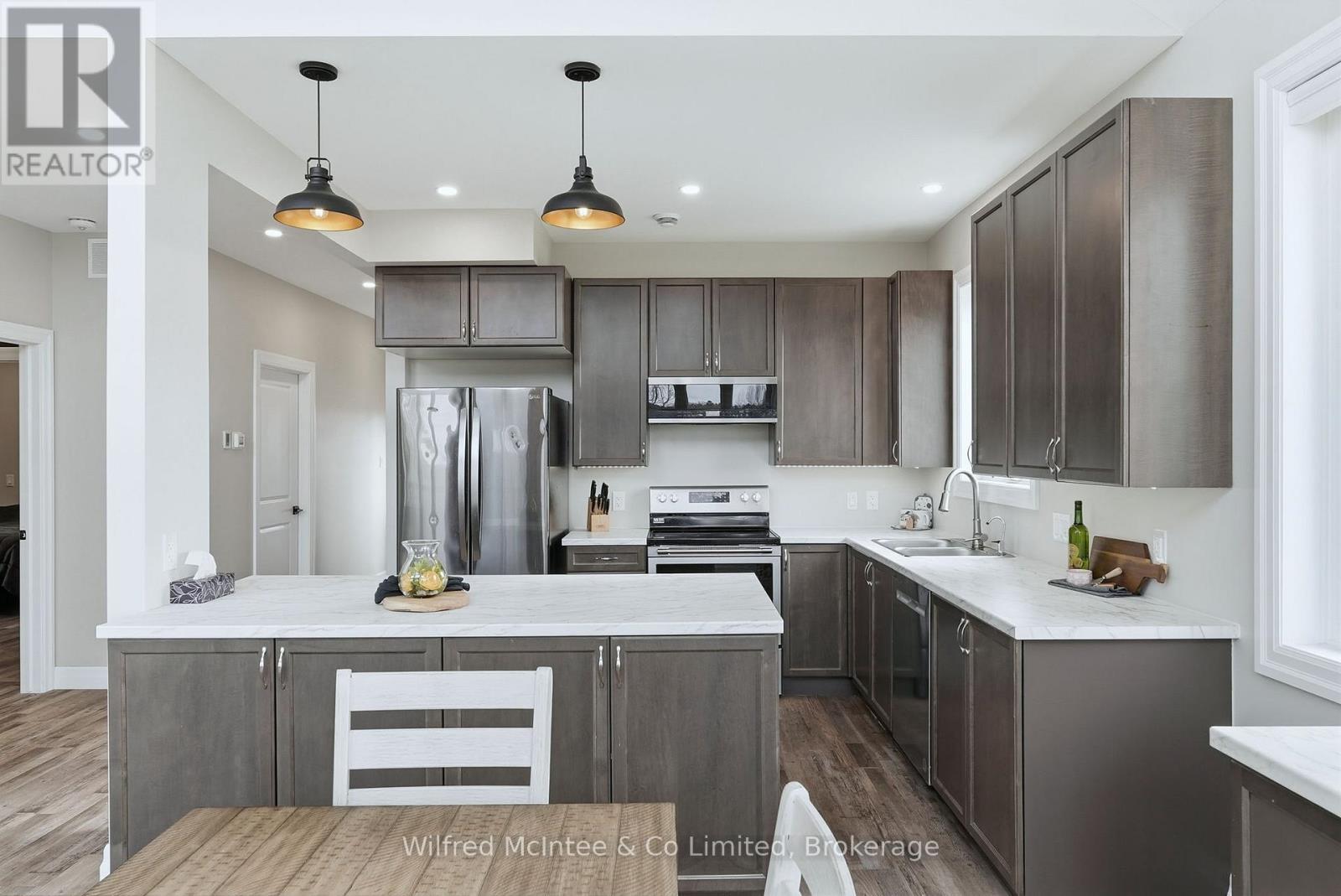 315225 Hwy 6, Chatsworth, Ontario  N0H 2V0 - Photo 18 - X12558140