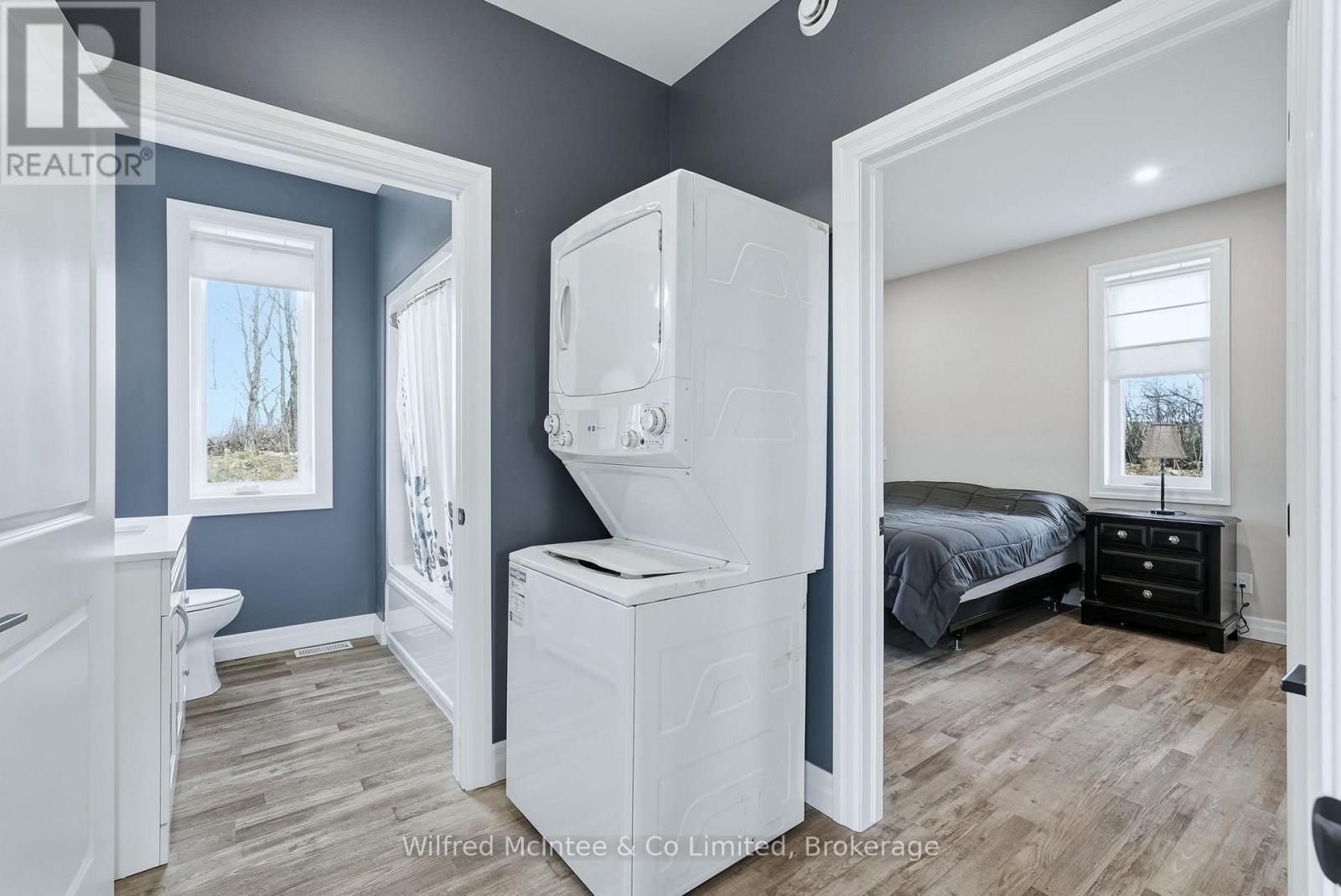 315225 Hwy 6, Chatsworth, Ontario  N0H 2V0 - Photo 21 - X12558140