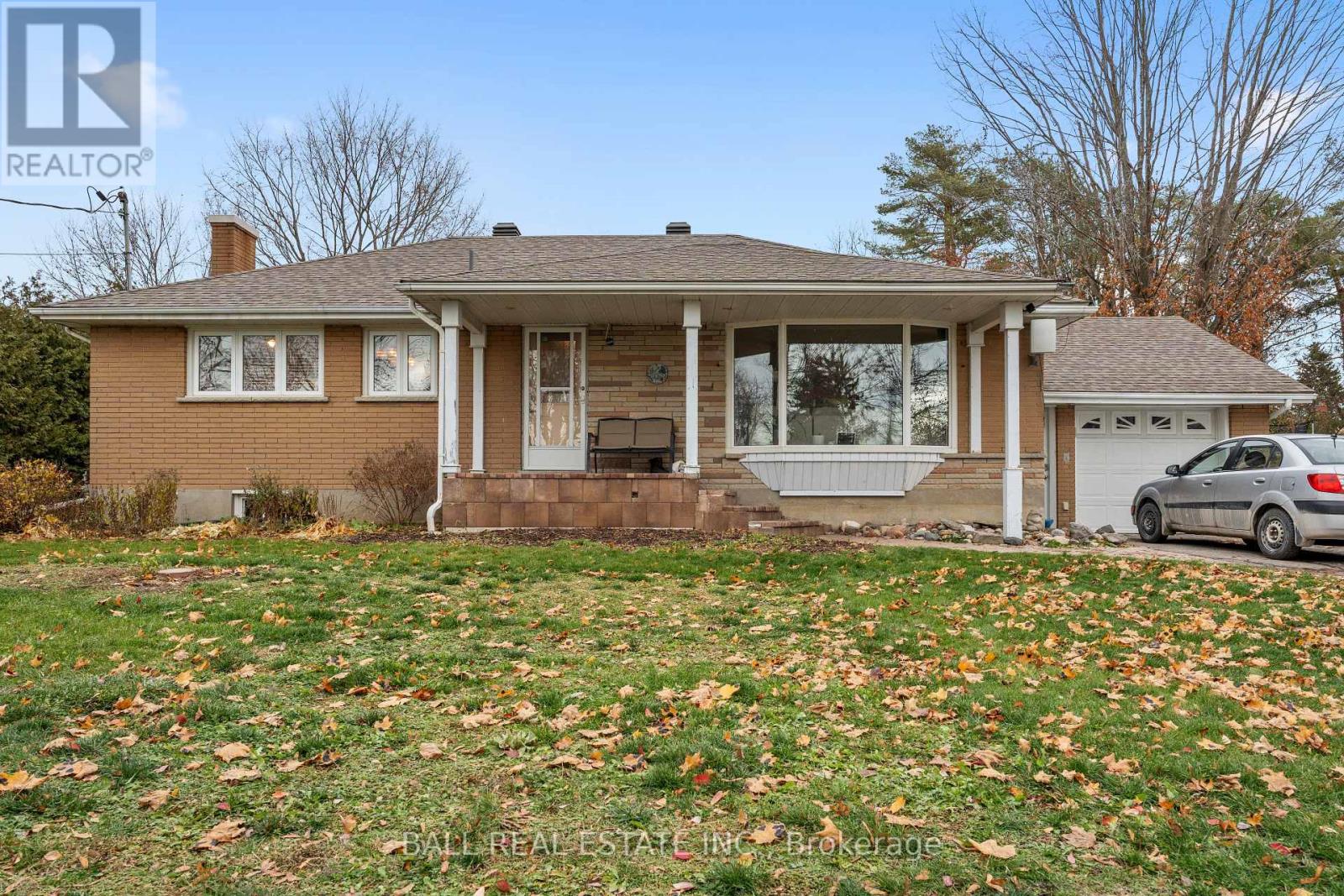 925 WARD STREET, Selwyn, Ontario