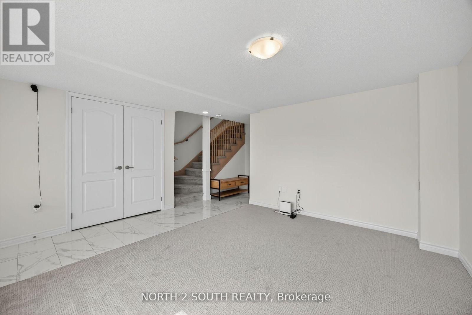 24 Abby Drive, Wasaga Beach, Ontario  L9Z 0K2 - Photo 4 - S12558018