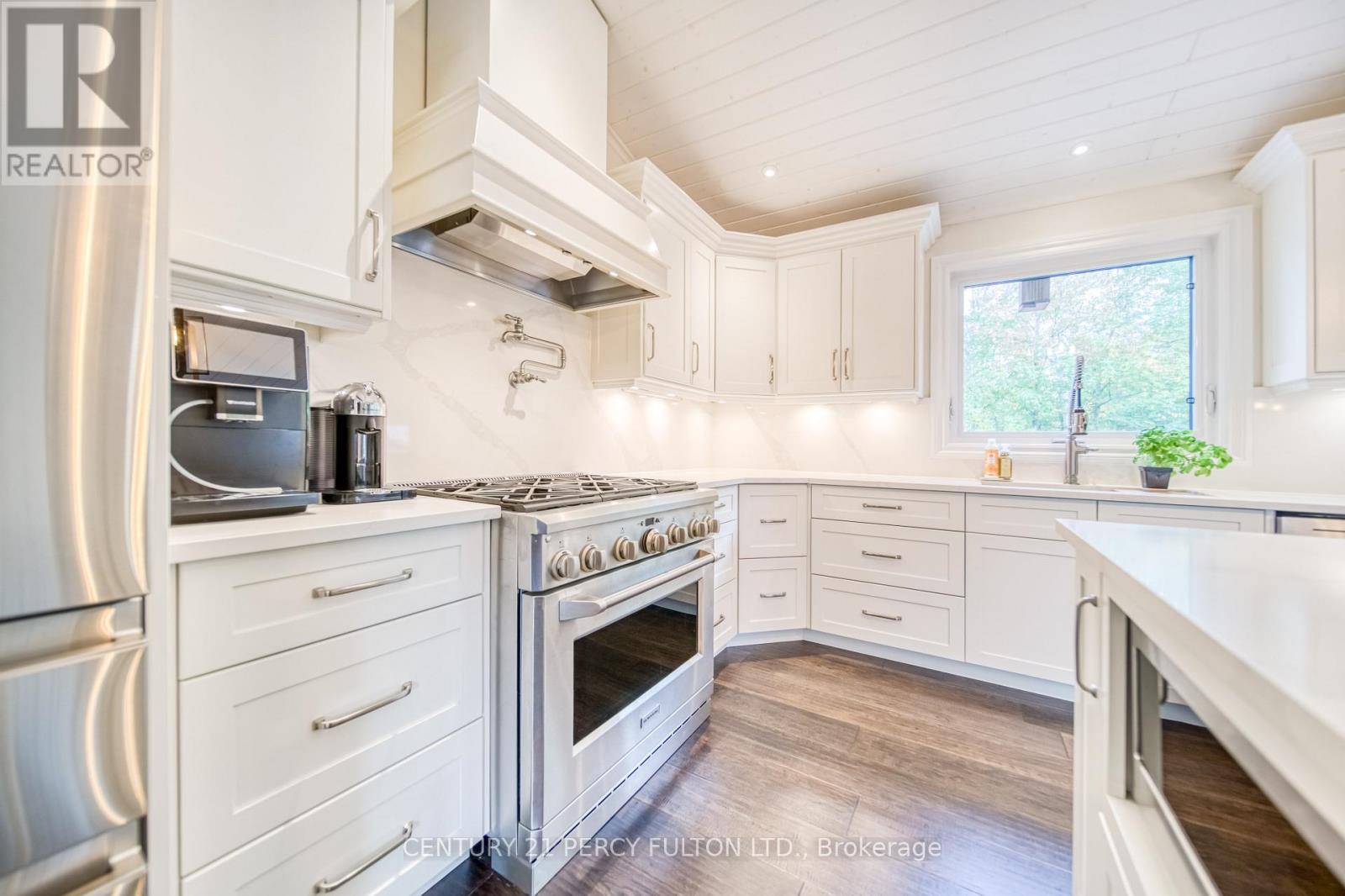 13 Hickory Lane, Oro-Medonte, Ontario  L0L 1E0 - Photo 7 - S12558074