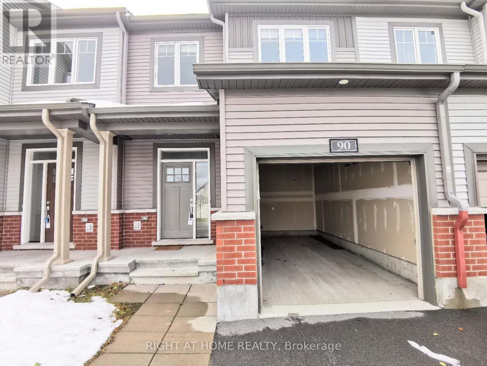 90 Natare Place E, Ottawa, Ontario  K2T 0P2 - Photo 2 - X12558174