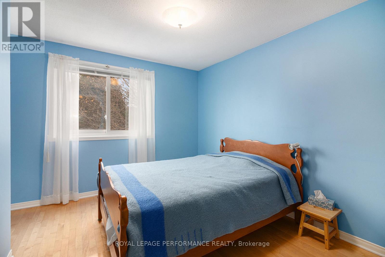 1642 Prestwick Drive, Ottawa, Ontario  K1E 2Y1 - Photo 17 - X12558178