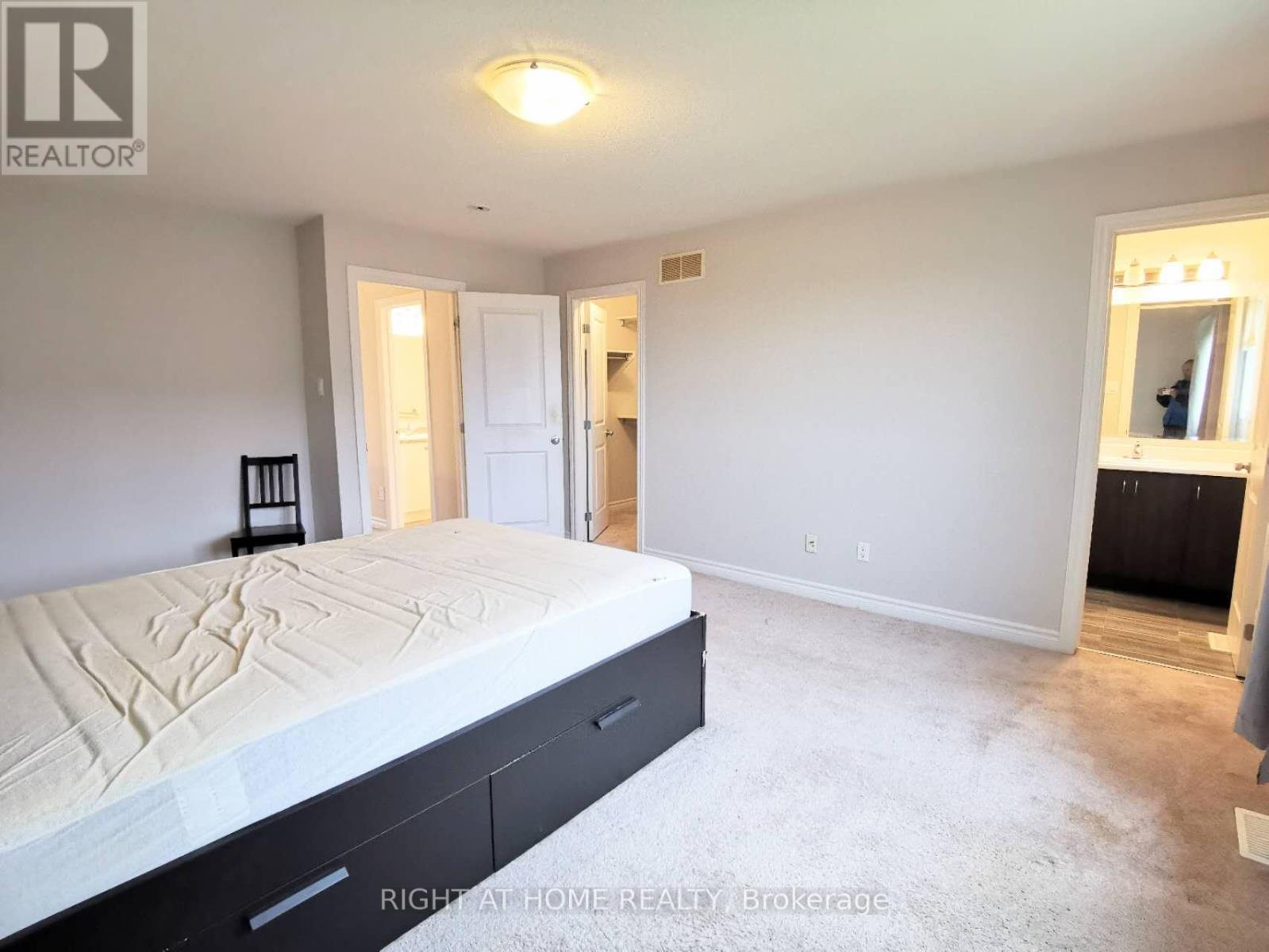 2452 Waterlilly Way, Ottawa, Ontario  K2J 6M3 - Photo 14 - X12558192