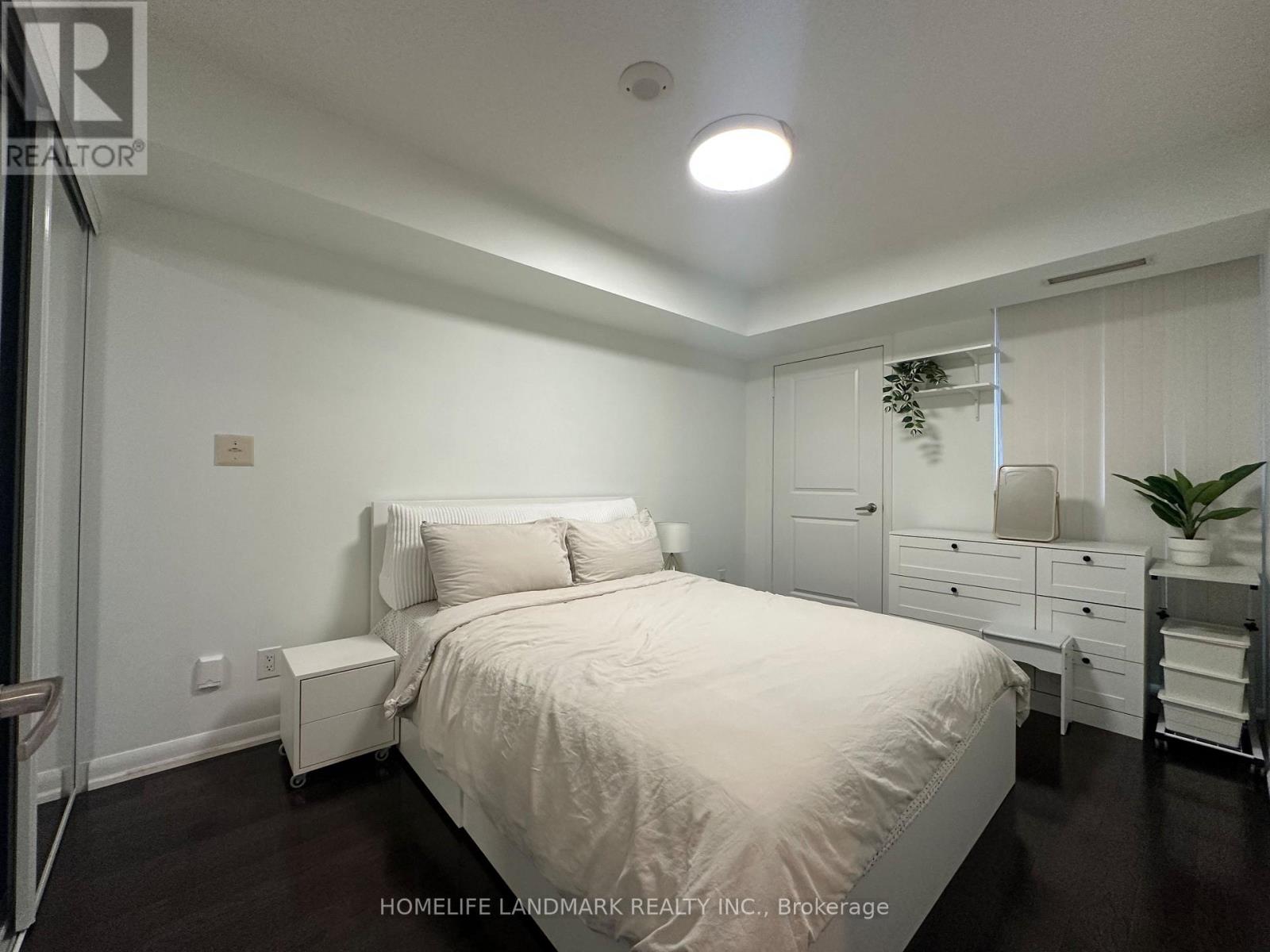 2207 - 5793 Yonge Street, Toronto, Ontario  M2M 0A9 - Photo 7 - C12553814