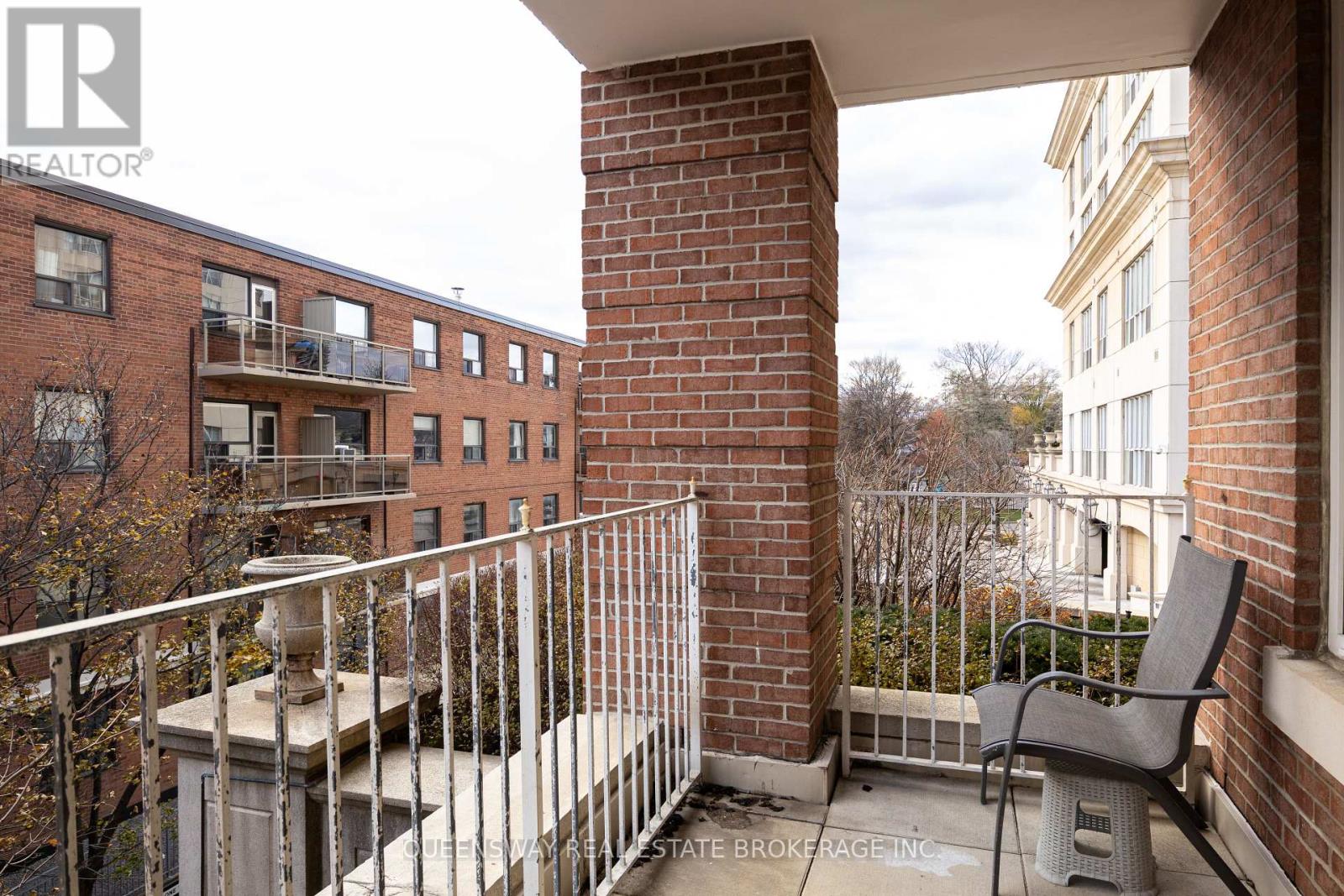 129 - 2289 Lakeshore Boulevard, Toronto, Ontario  M8V 3Y2 - Photo 12 - W12557872