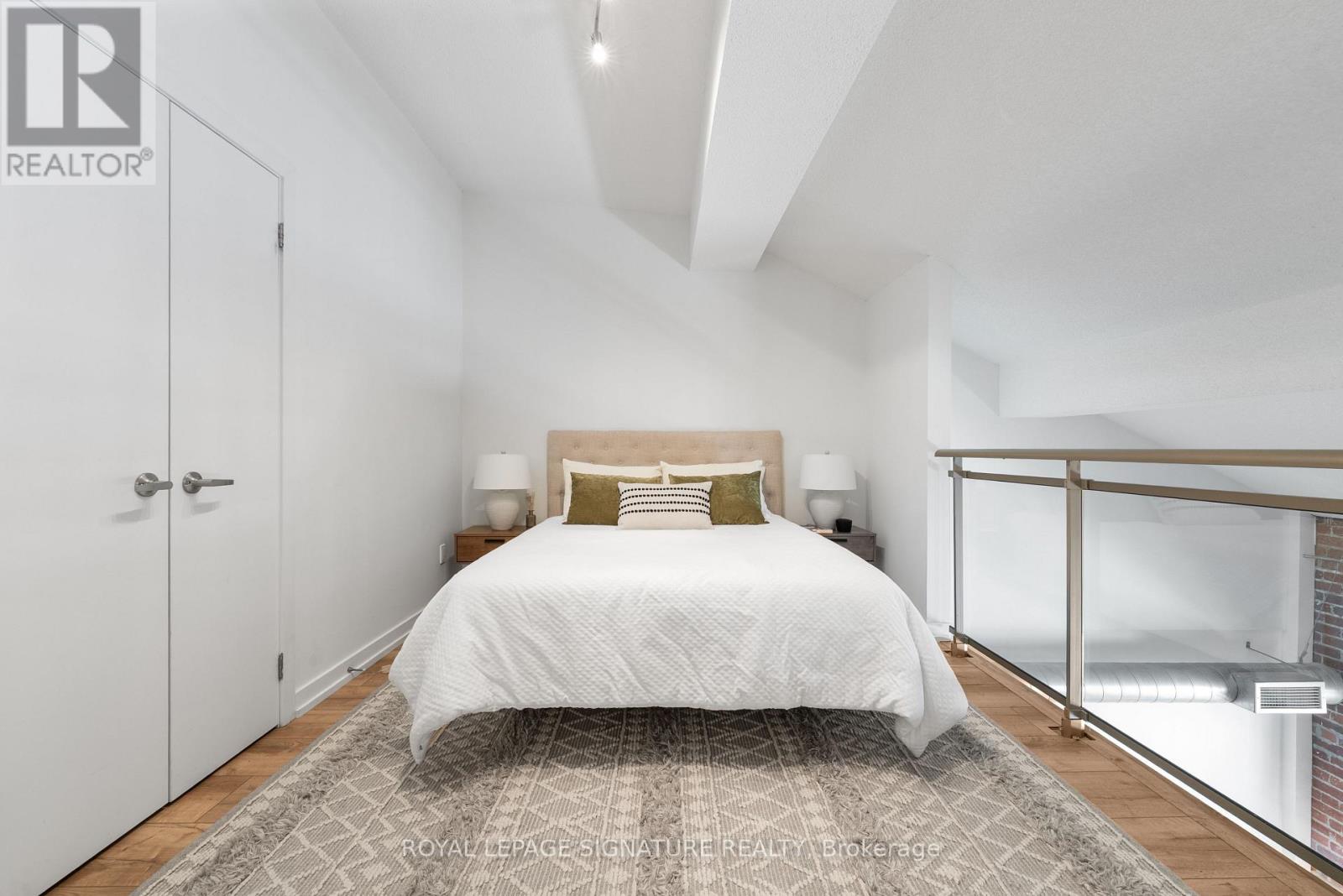 336 - 1100 Lansdowne Avenue, Toronto, Ontario M6H 4K1 - Photo 13 - W12557924