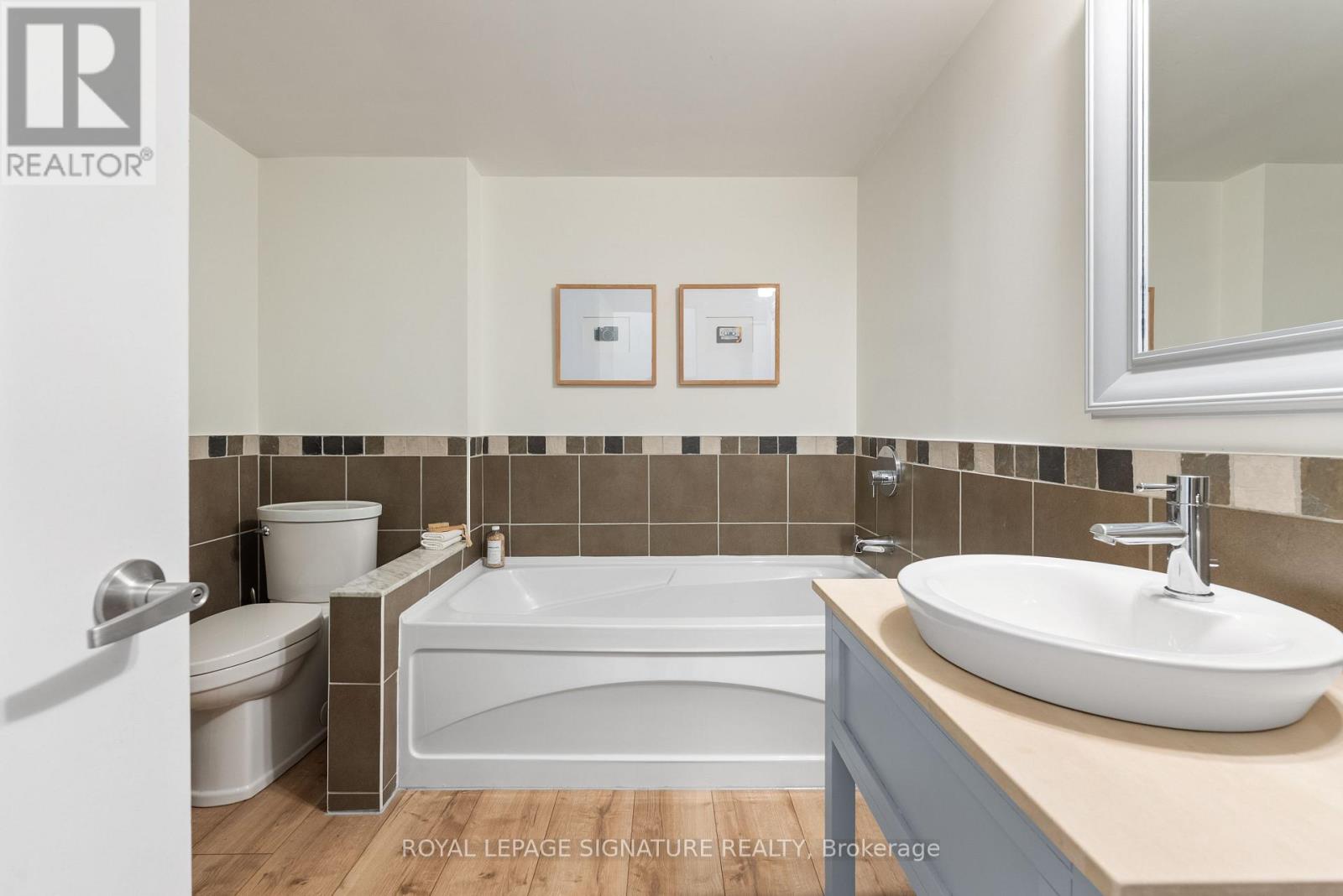 336 - 1100 Lansdowne Avenue, Toronto, Ontario M6H 4K1 - Photo 19 - W12557924