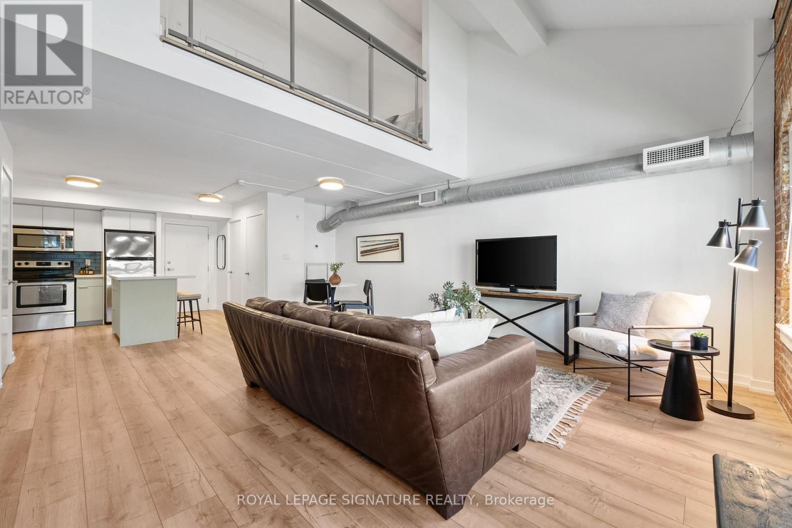 336 - 1100 Lansdowne Avenue, Toronto, Ontario M6H 4K1 - Photo 8 - W12557924