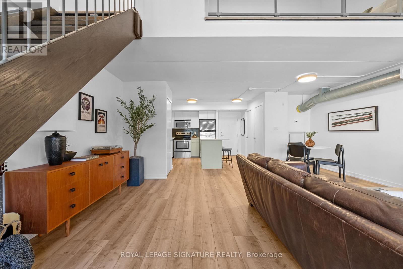 336 - 1100 Lansdowne Avenue, Toronto, Ontario M6H 4K1 - Photo 9 - W12557924