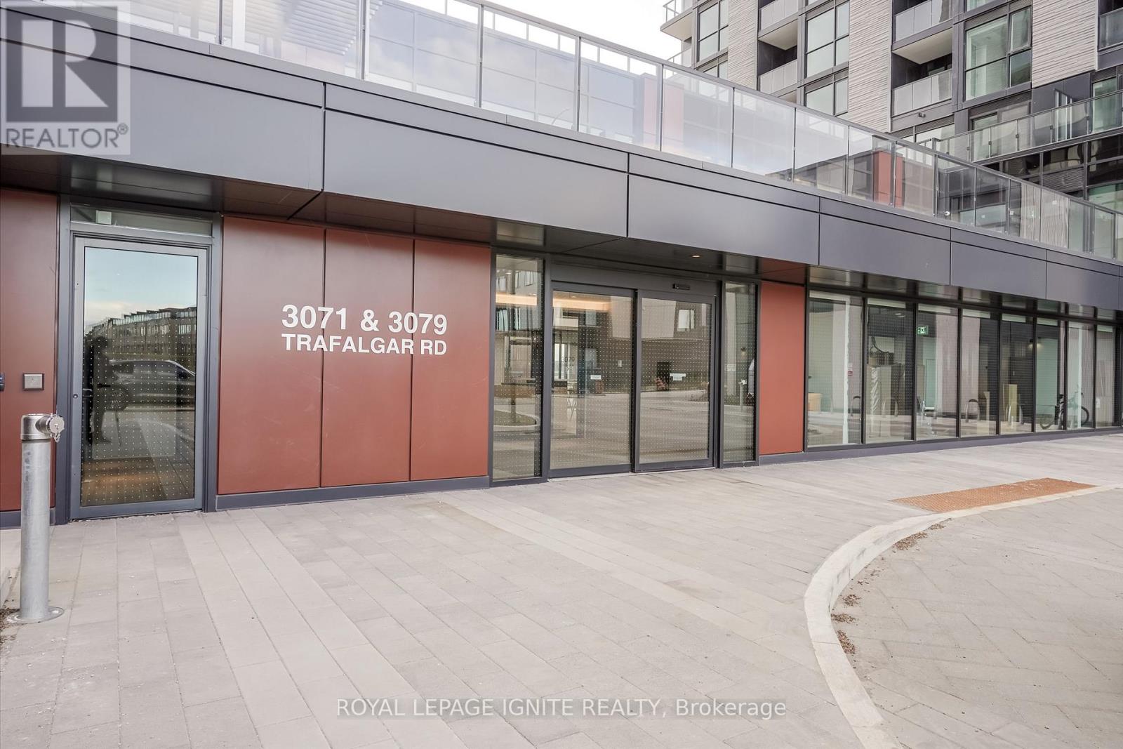 801 - 3071 Trafalgar Road, Oakville, Ontario L6H 8C6 - Photo 33 - W12557968