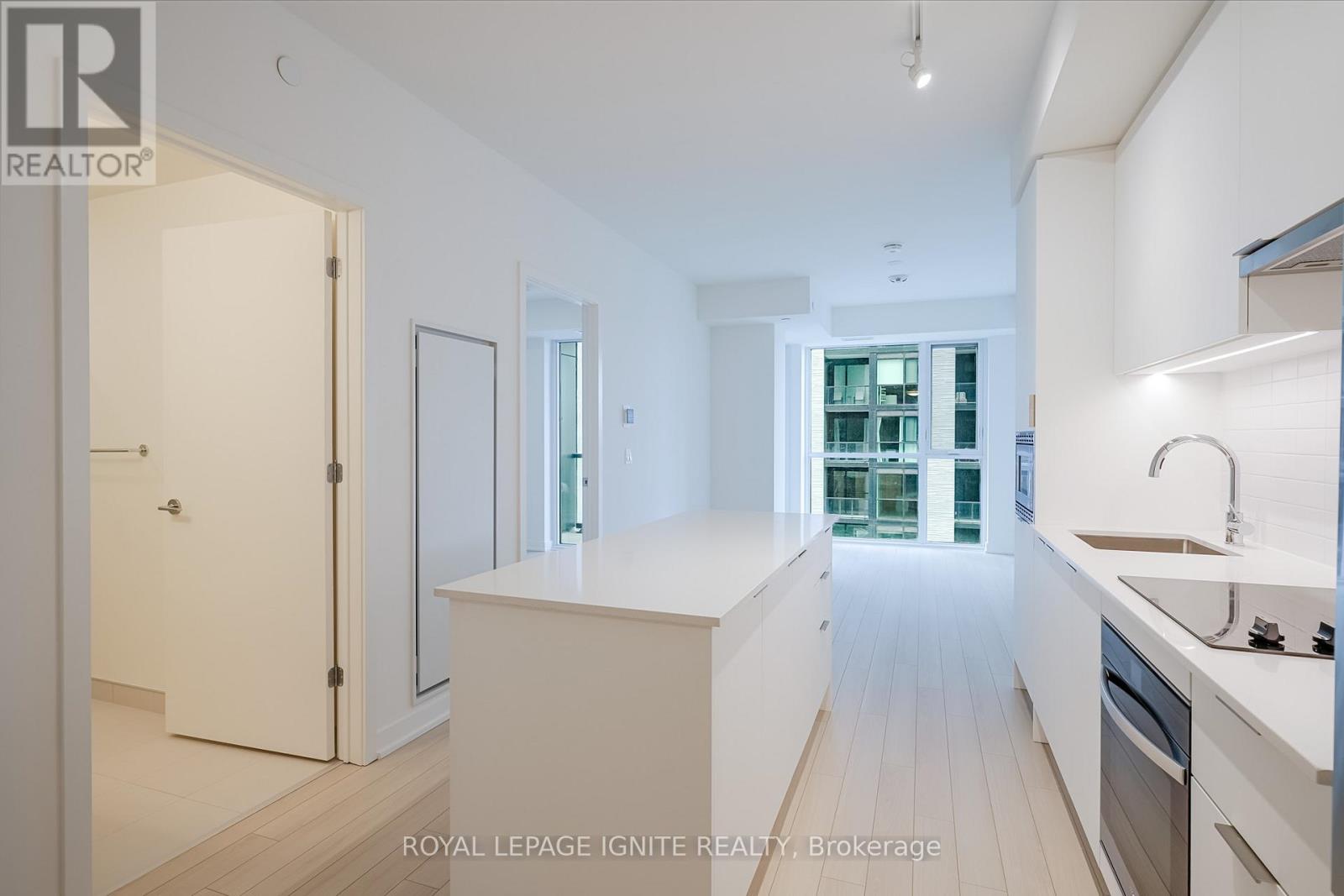 801 - 3071 Trafalgar Road, Oakville, Ontario  L6H 8C6 - Photo 6 - W12557968