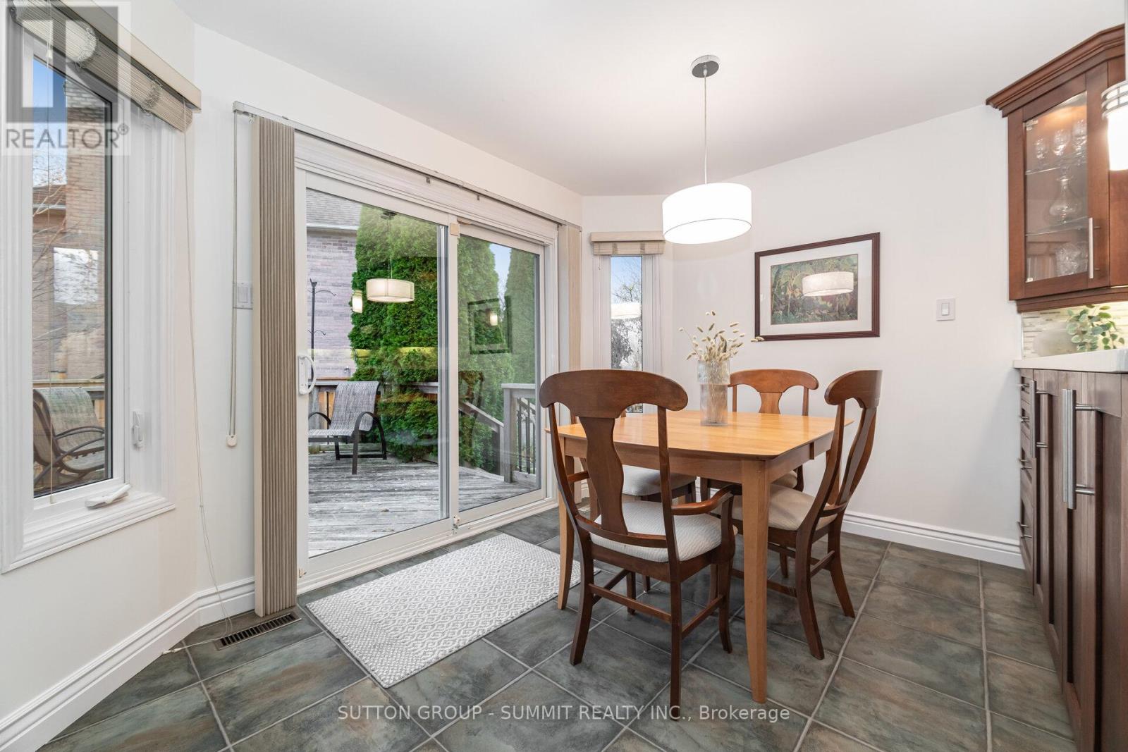 1423 Ravensmoor Crescent, Mississauga, Ontario  L5M 3L1 - Photo 18 - W12557990