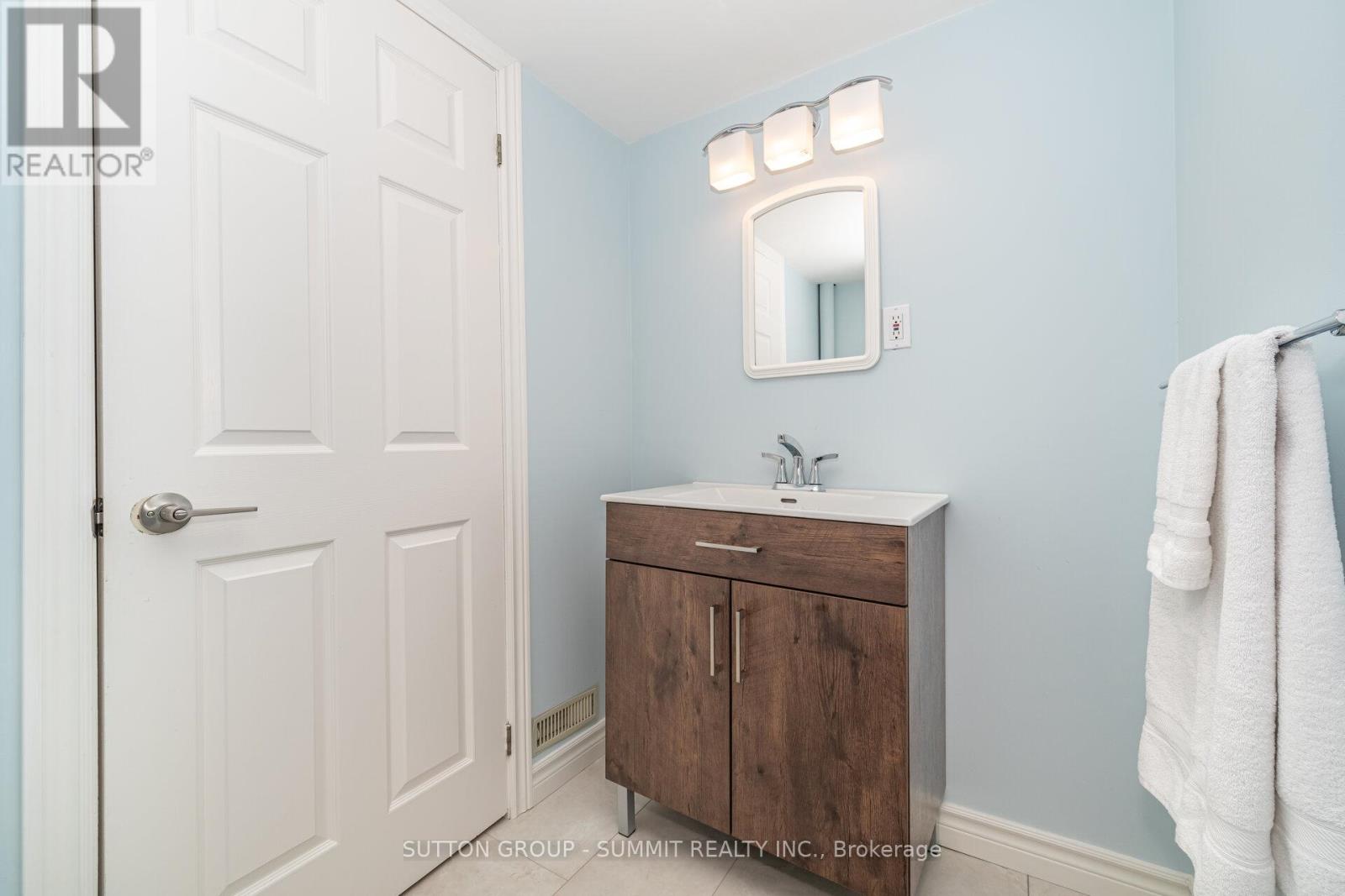 1423 Ravensmoor Crescent, Mississauga, Ontario  L5M 3L1 - Photo 38 - W12557990