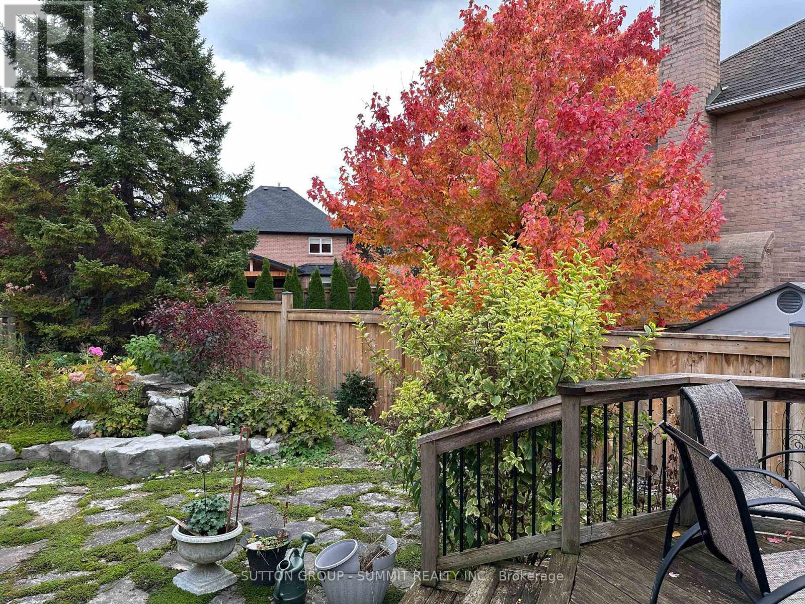 1423 Ravensmoor Crescent, Mississauga, Ontario  L5M 3L1 - Photo 4 - W12557990