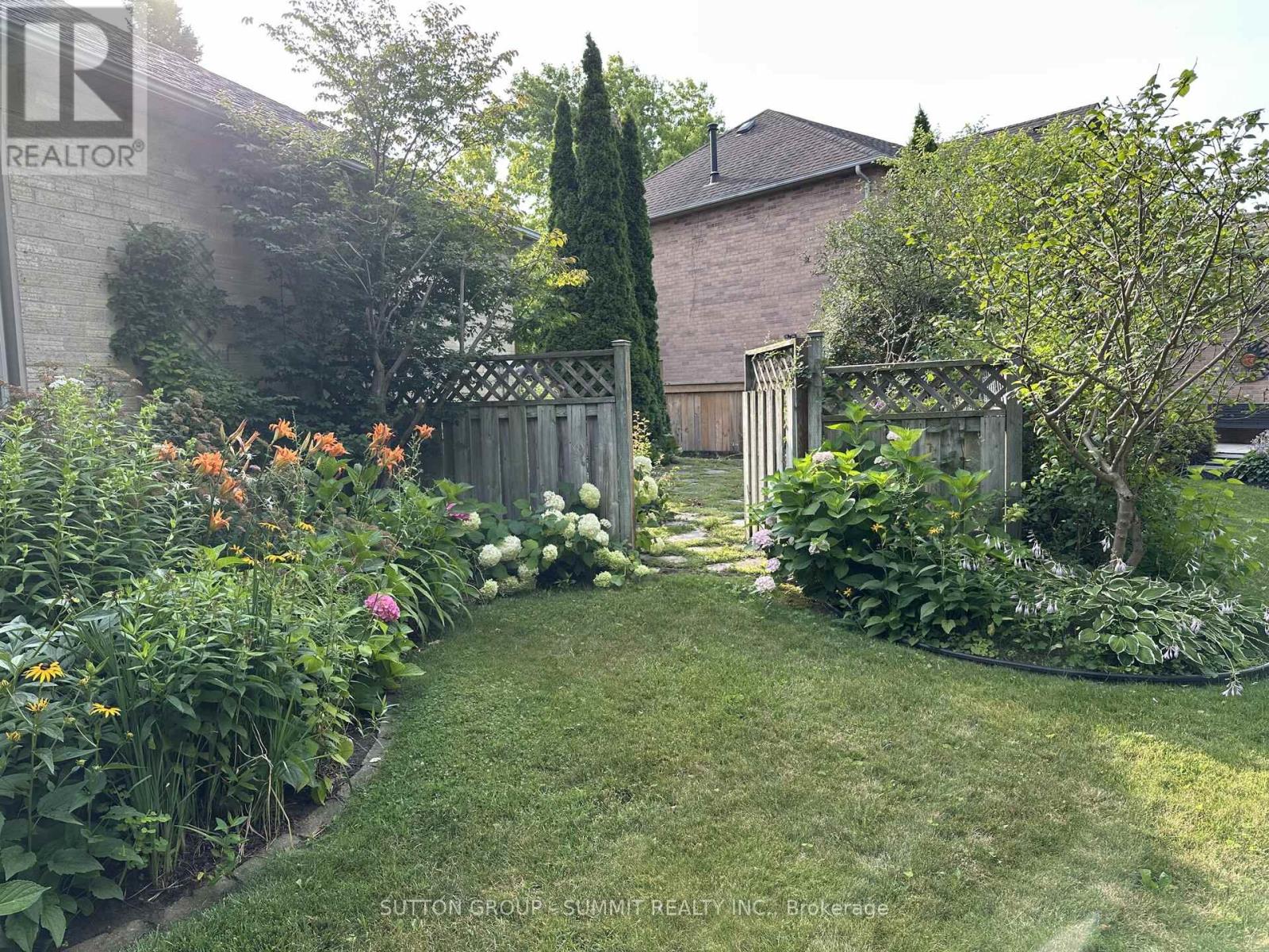 1423 Ravensmoor Crescent, Mississauga, Ontario  L5M 3L1 - Photo 49 - W12557990