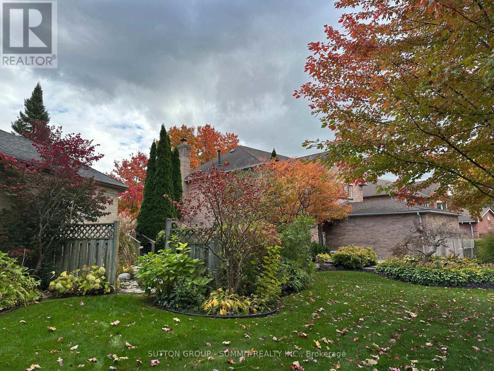 1423 Ravensmoor Crescent, Mississauga, Ontario  L5M 3L1 - Photo 5 - W12557990