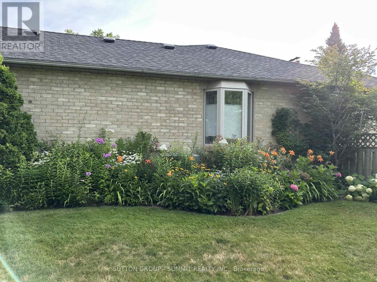 1423 Ravensmoor Crescent, Mississauga, Ontario  L5M 3L1 - Photo 50 - W12557990