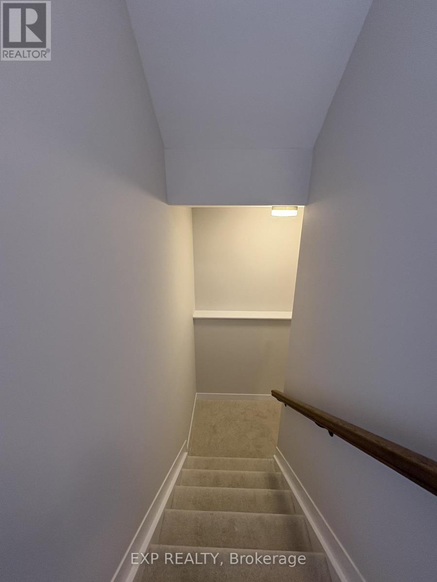 215 Ryan Reynolds Way, Ottawa, Ontario  K4A 5T6 - Photo 32 - X12553780