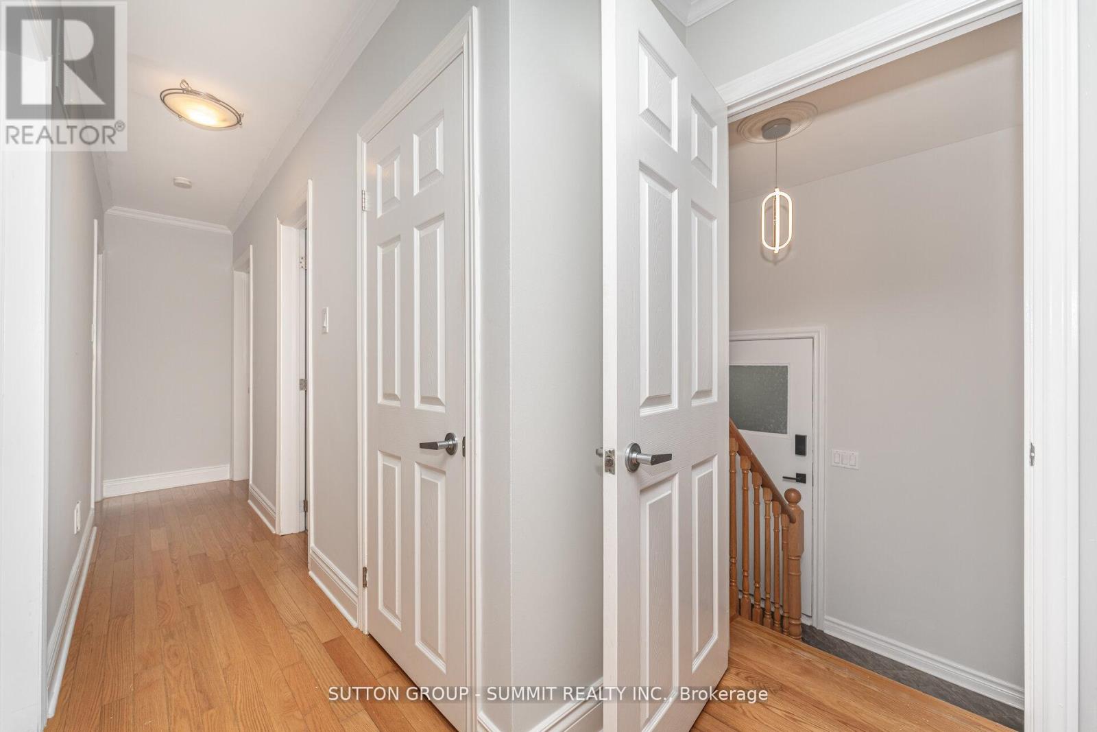 3018 Dalehurst Drive, Mississauga, Ontario  L5N 6M8 - Photo 22 - W12558058