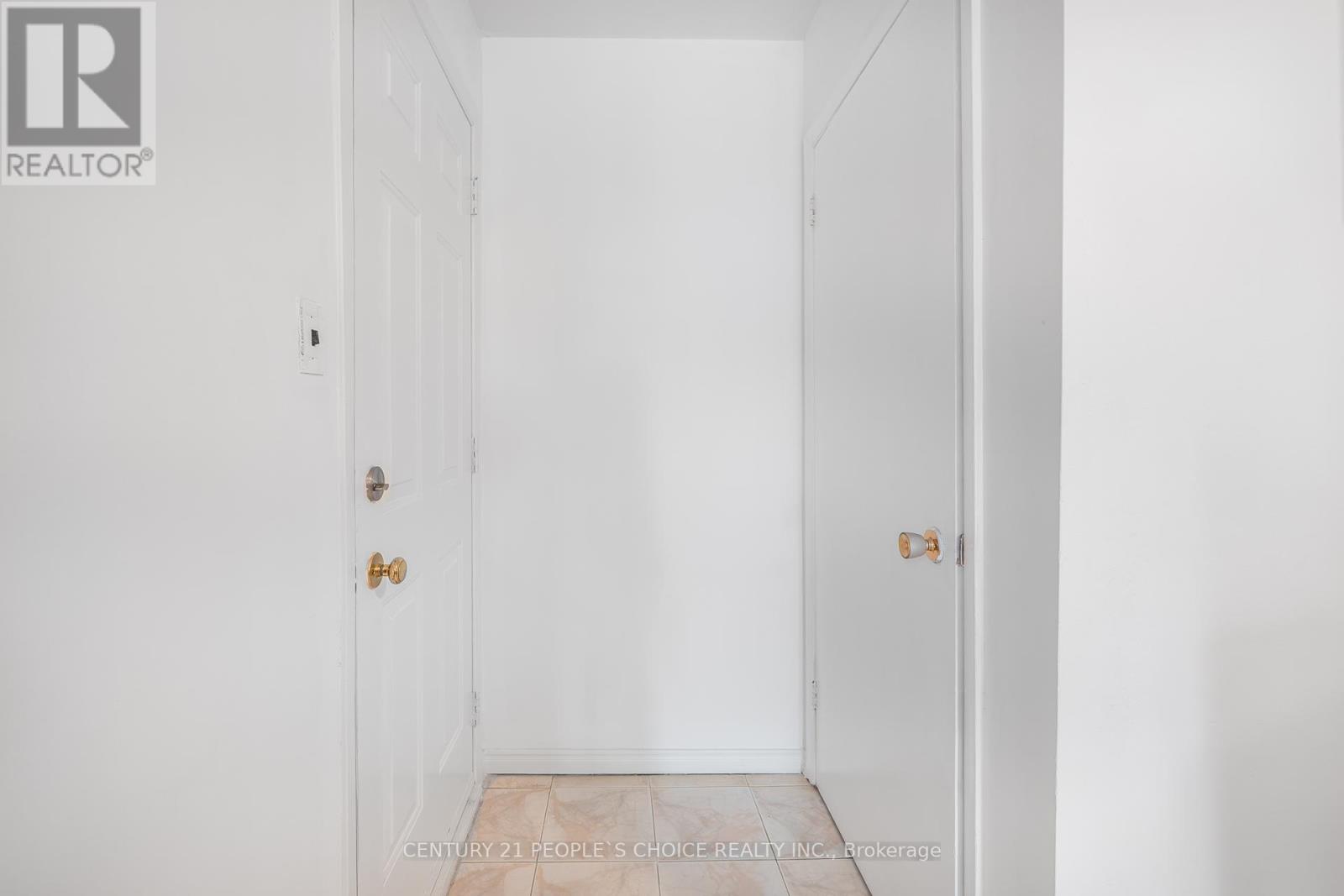 3404 Monica Drive, Mississauga, Ontario  L4T 3E7 - Photo 31 - W12558066