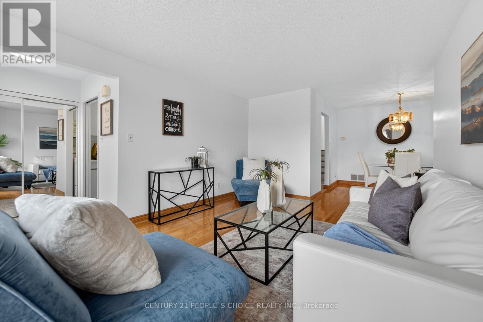 3404 Monica Drive, Mississauga, Ontario  L4T 3E7 - Photo 8 - W12558066