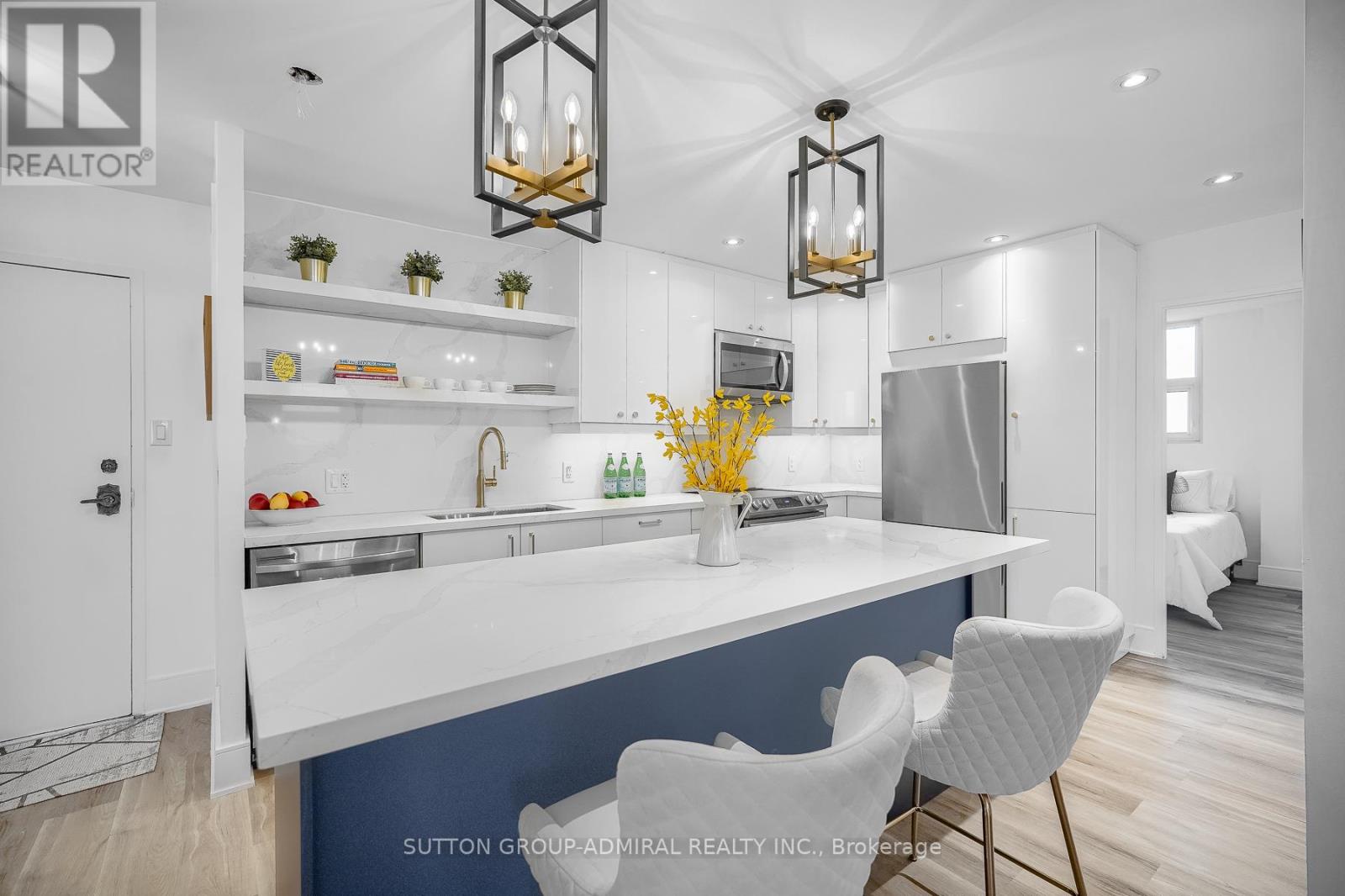 Ph3 - 299 Mill Road, Toronto, Ontario M9C 4V9 - Photo 10 - W12558116