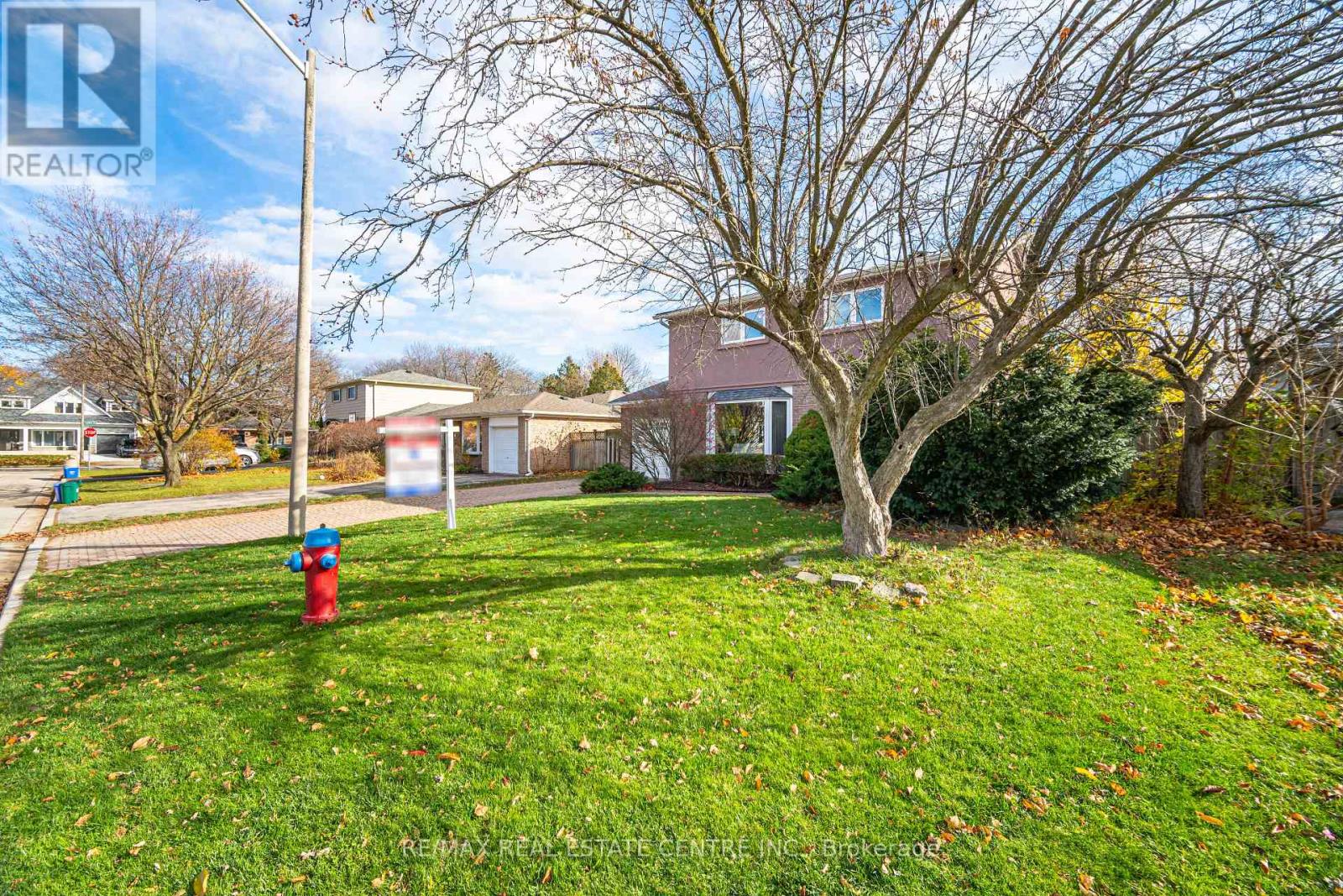 434 Withnell Crescent, Oakville, Ontario  L6L 1L9 - Photo 4 - W12558122