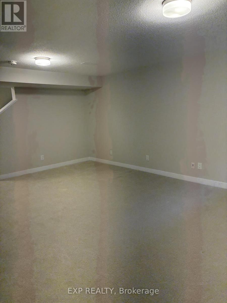 215 Ryan Reynolds Way, Ottawa, Ontario  K4A 5T6 - Photo 33 - X12553780