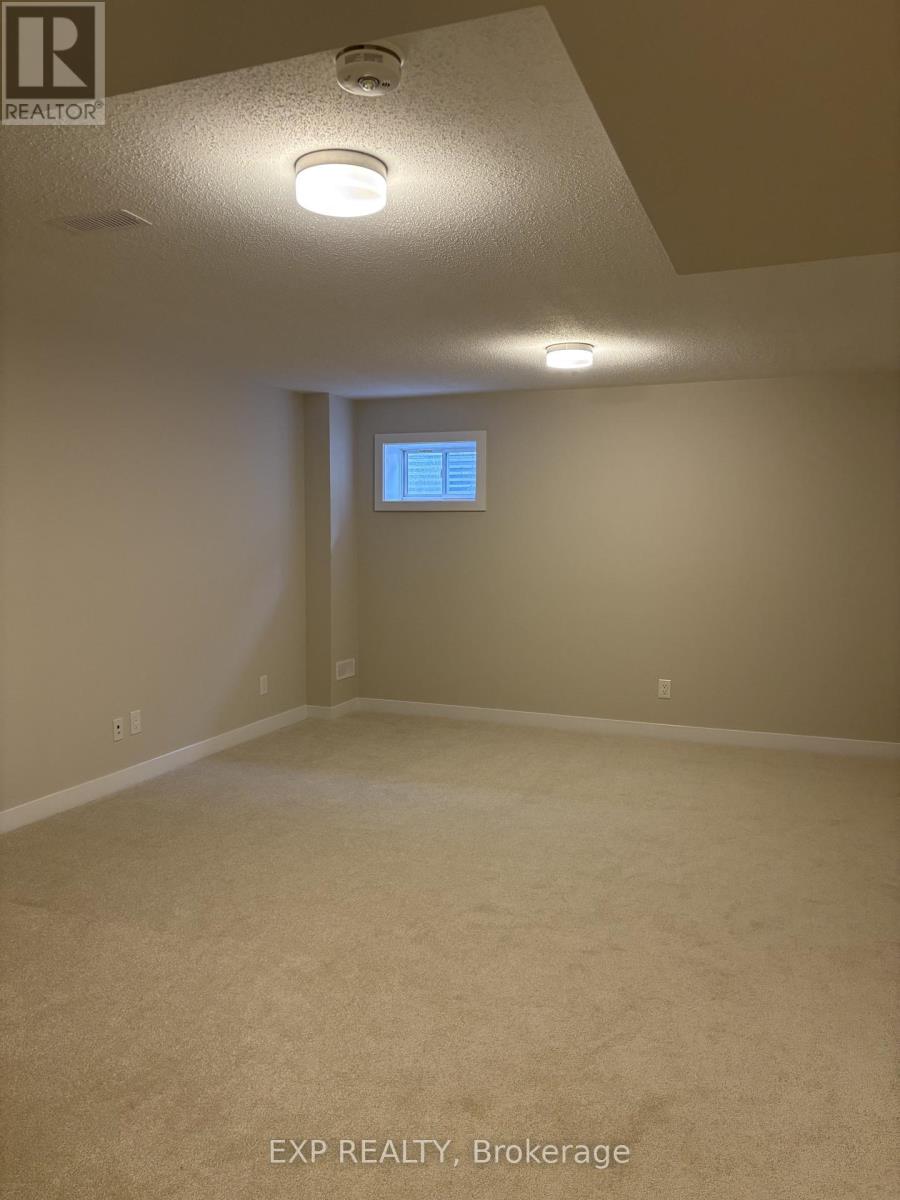 215 Ryan Reynolds Way, Ottawa, Ontario  K4A 5T6 - Photo 35 - X12553780