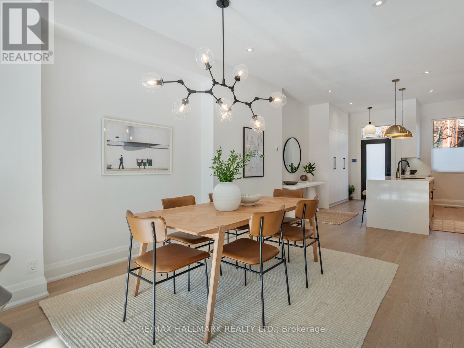 47 Allen Avenue, Toronto, Ontario  M4M 1T5 - Photo 15 - E12553784