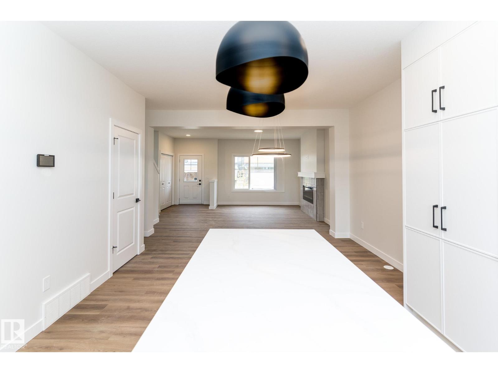 3319 Roy Brown Wy Nw, Edmonton, Alberta  T5E 6Z9 - Photo 3 - E4443739