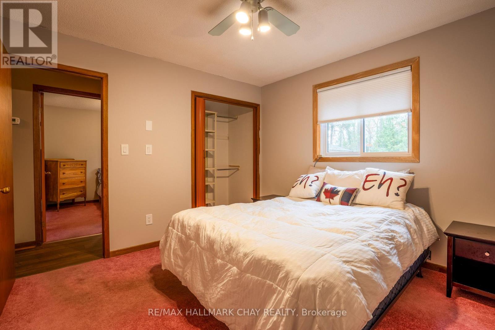 86 Oliver Drive, Tiny, Ontario L0L 2J0 - Photo 16 - S12553774