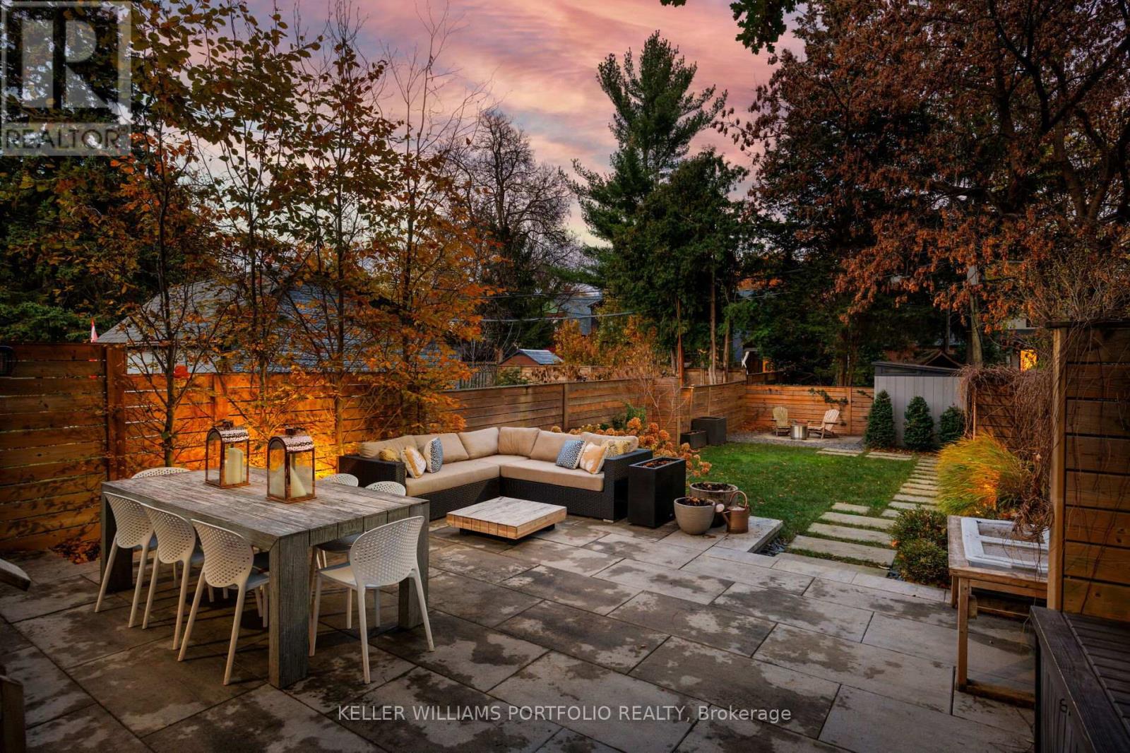 265 Evelyn Avenue, Toronto, Ontario  M6P 2Z8 - Photo 19 - W12553778