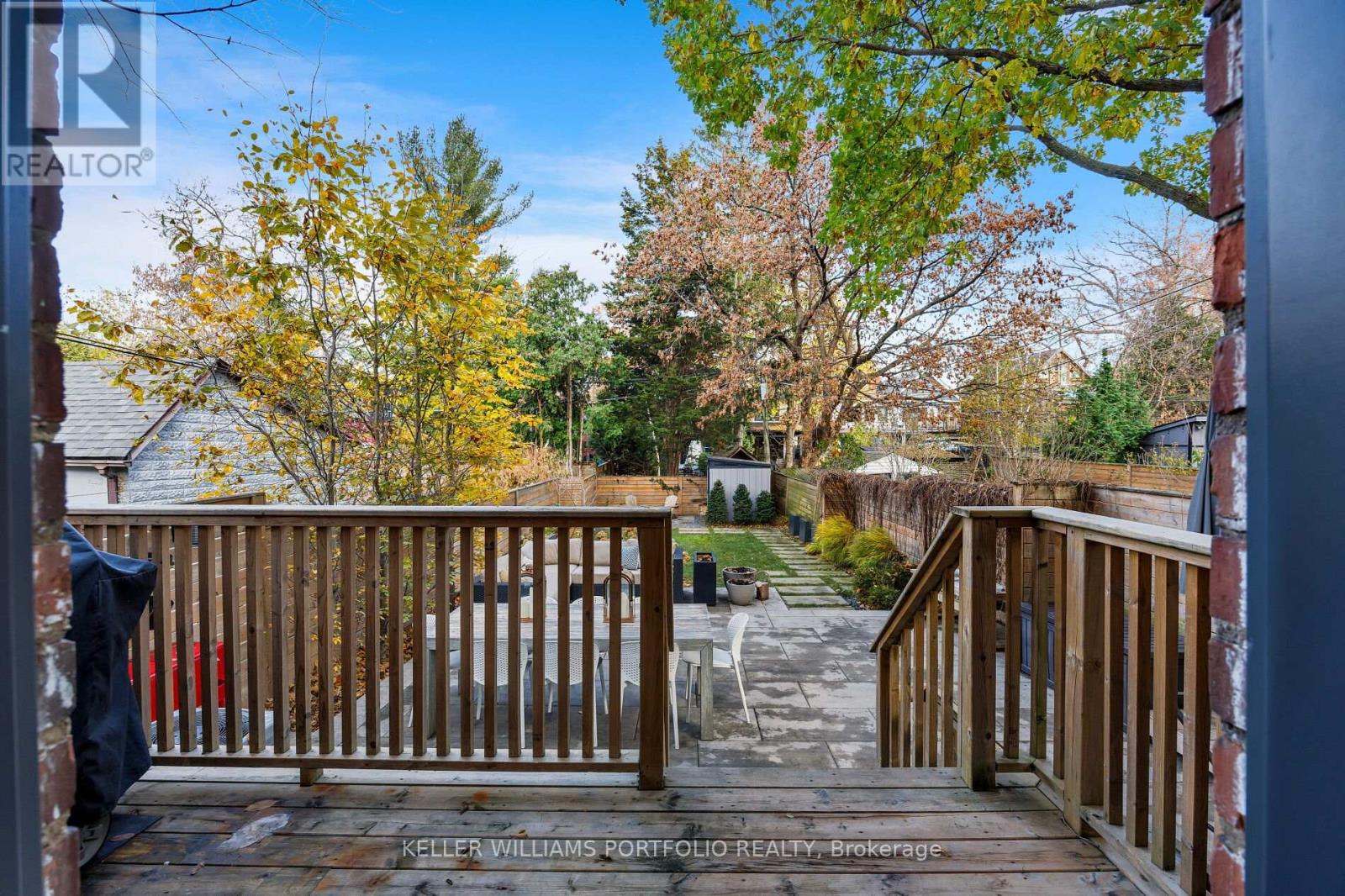 265 Evelyn Avenue, Toronto, Ontario  M6P 2Z8 - Photo 16 - W12553778