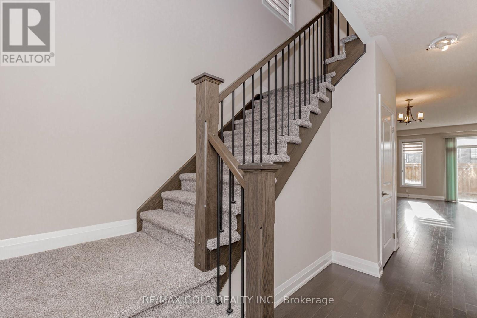 352 Sedgewood Street, Kitchener, Ontario  N2P 0H9 - Photo 10 - X12557898