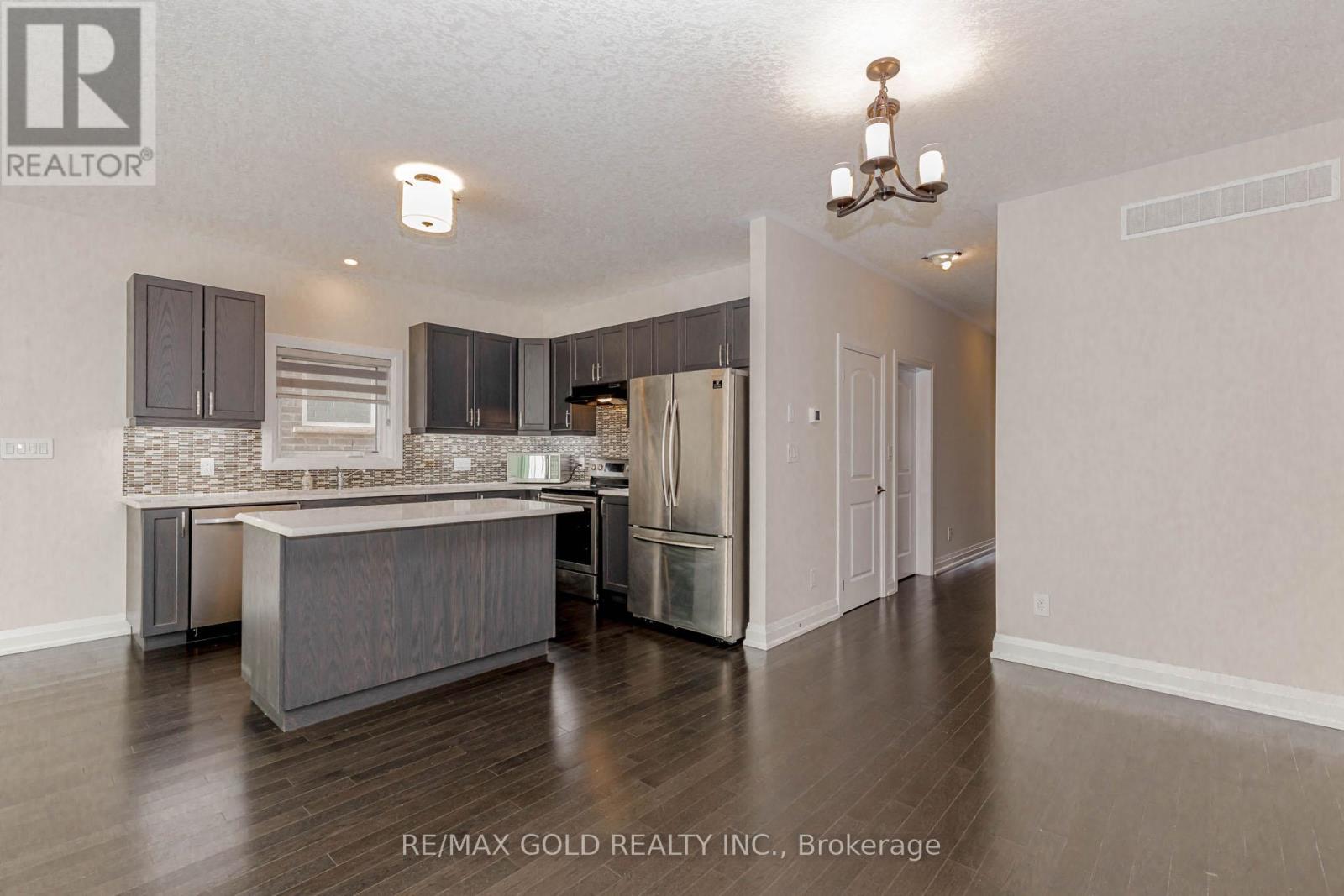 352 Sedgewood Street, Kitchener, Ontario  N2P 0H9 - Photo 14 - X12557898