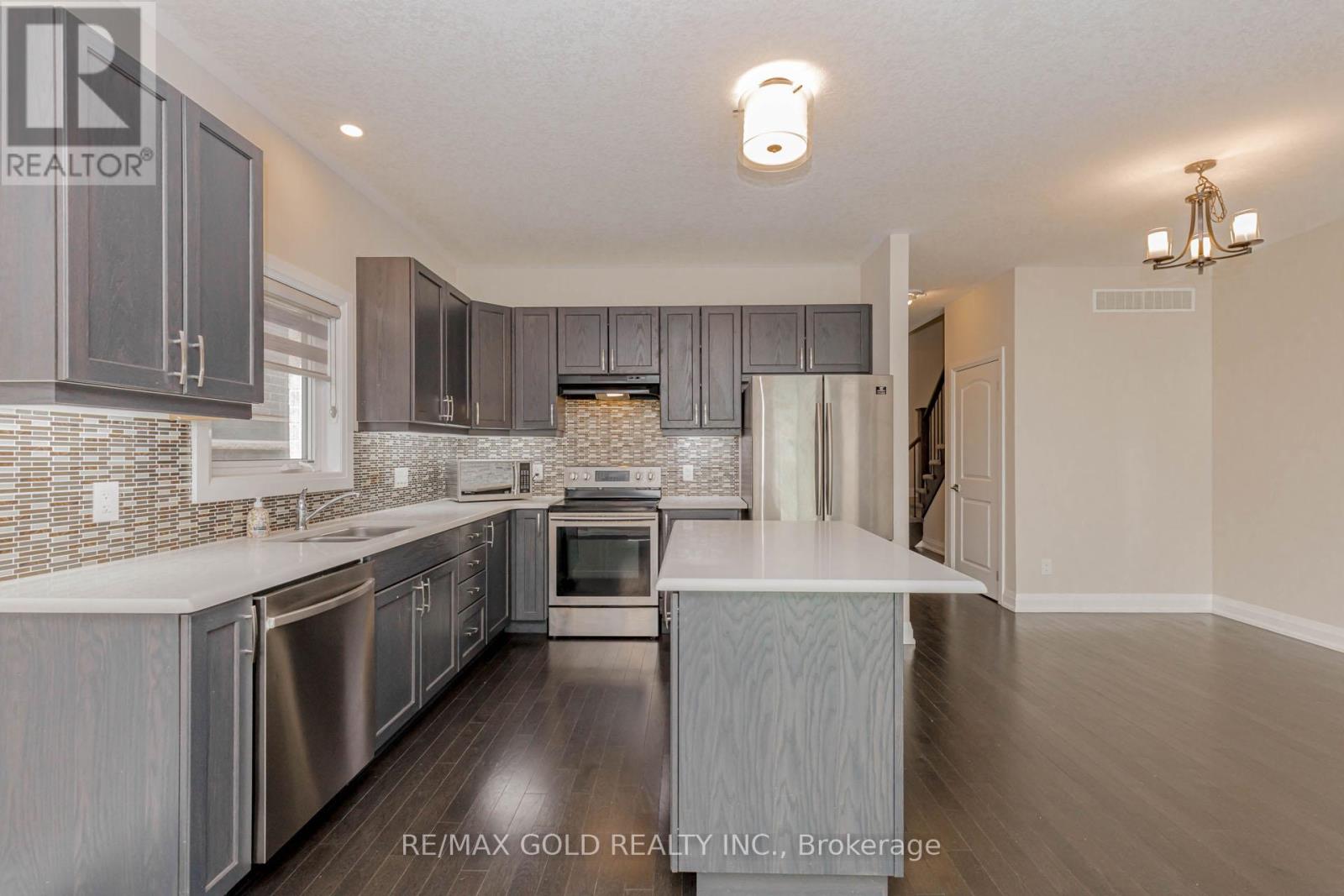 352 Sedgewood Street, Kitchener, Ontario  N2P 0H9 - Photo 17 - X12557898