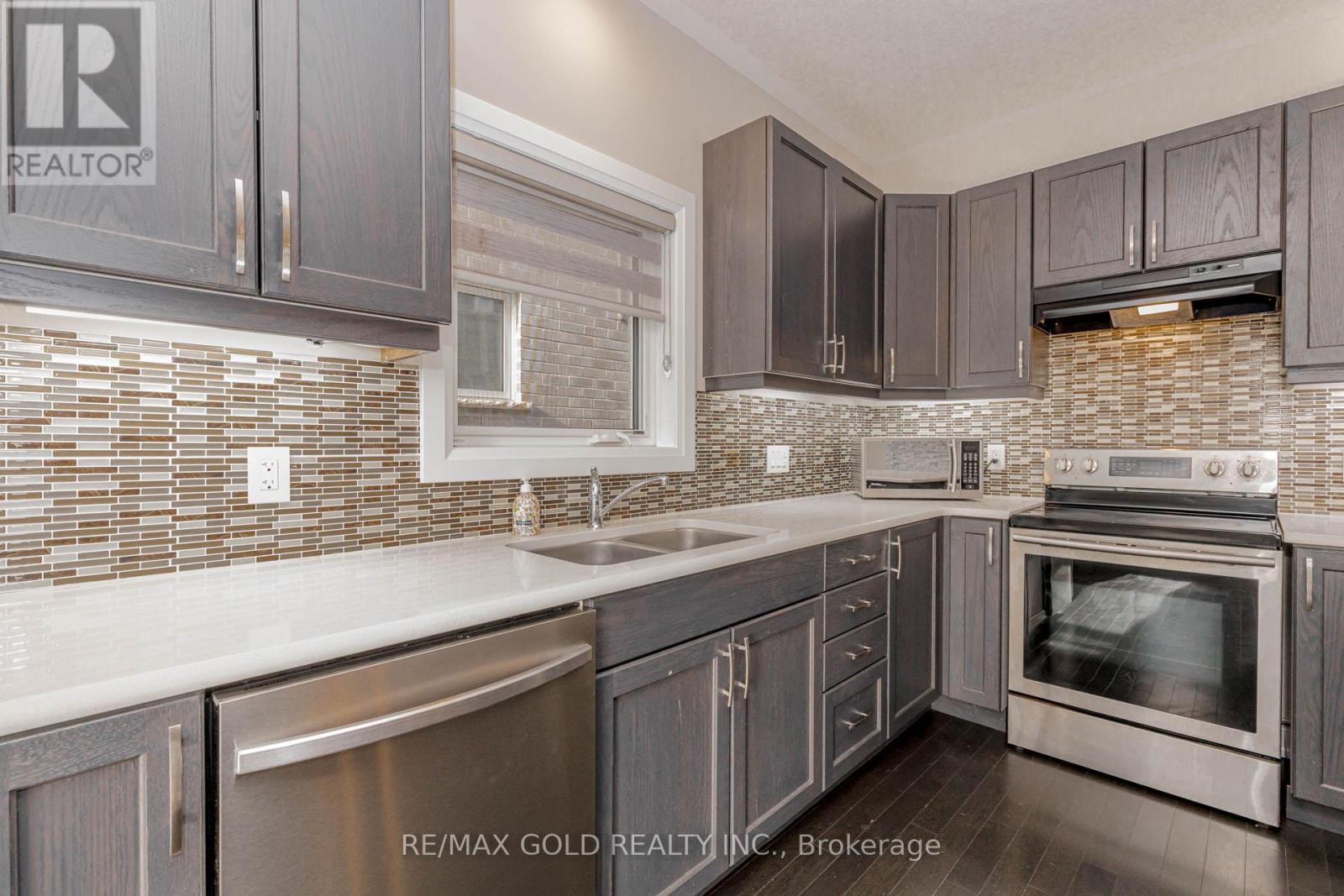 352 Sedgewood Street, Kitchener, Ontario  N2P 0H9 - Photo 18 - X12557898