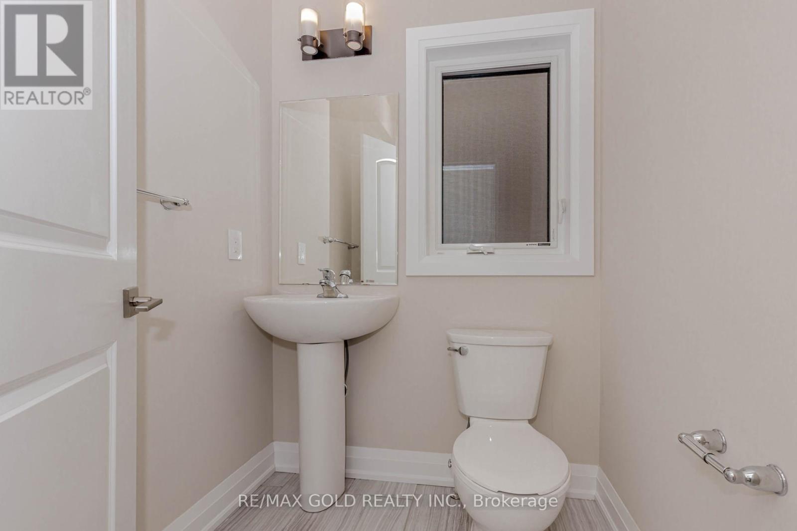 352 Sedgewood Street, Kitchener, Ontario  N2P 0H9 - Photo 24 - X12557898